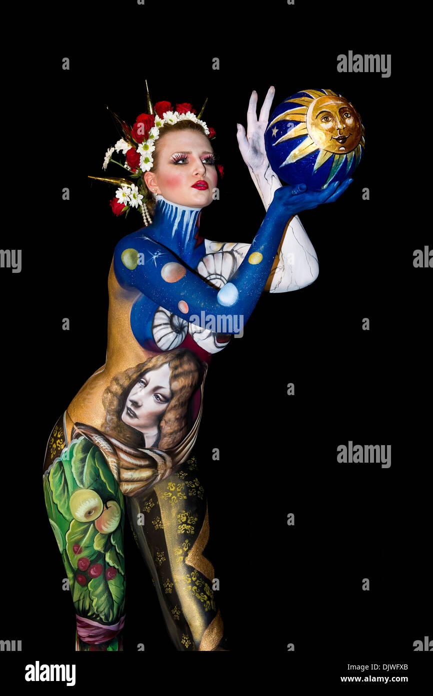 Body painting body art painting hires stock photography and images Alamy