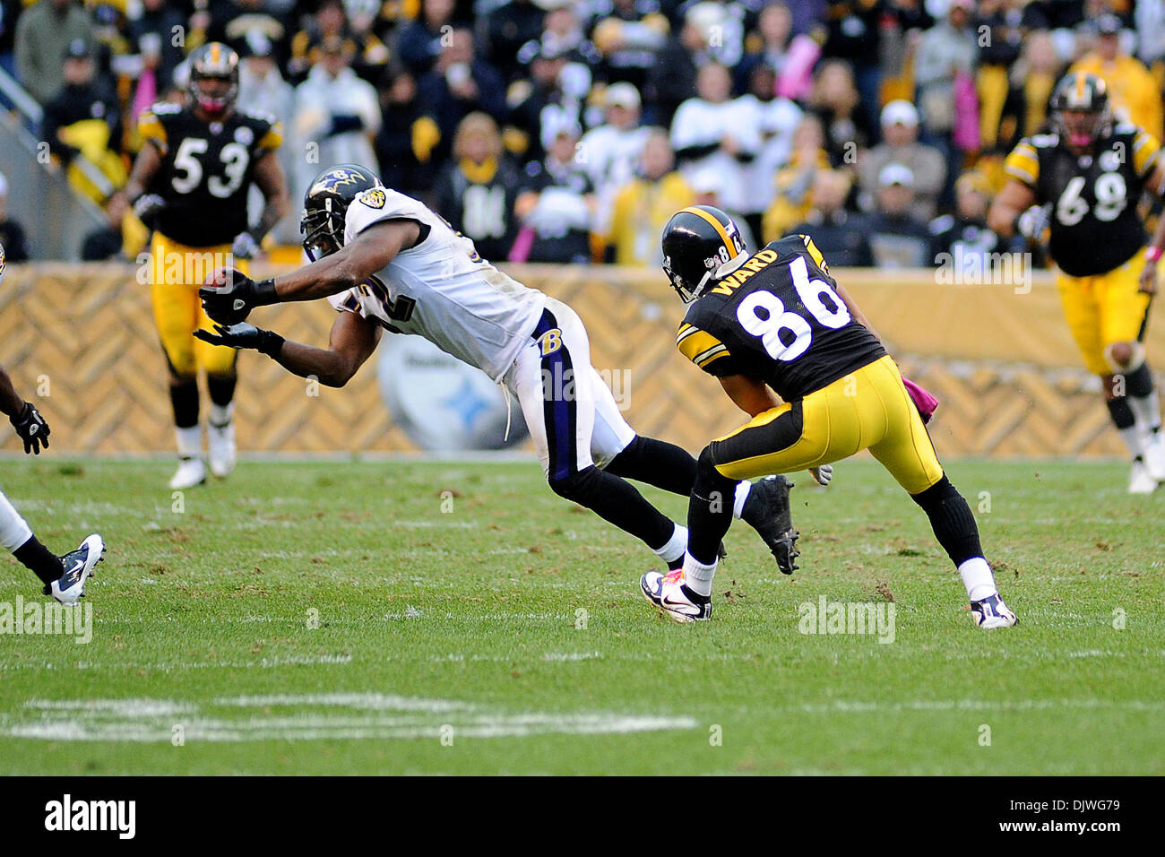 Oct. 3, 2010 - Pittsburgh, PENNSYLVANNIA, United States of America - Baltimore Ravens' inside linebacker RAY LEWIS (52) intercepts a pass late in the fourth quarter intended for Pittsburgh Steelers' wide receiver HINES WARD (86) as the Steelers take on the Ravens at Heinz Field in Pittsburgh, PA....The Ravens defeat the Steelers, 17-14. (Credit Image: © Dean Beattie/Southcreek Glob Stock Photo