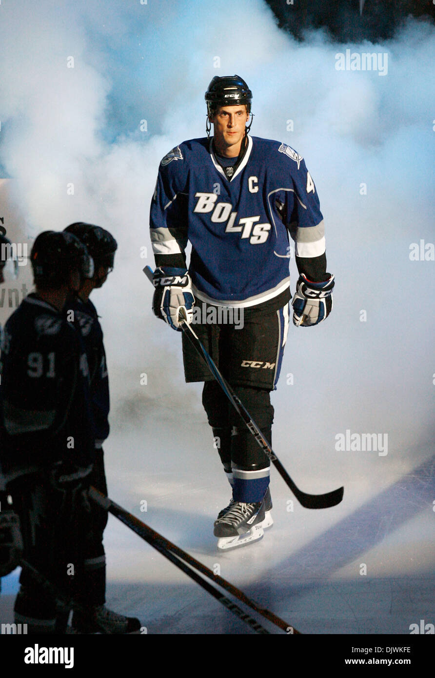 Lecavalier hi-res stock photography and images - Alamy