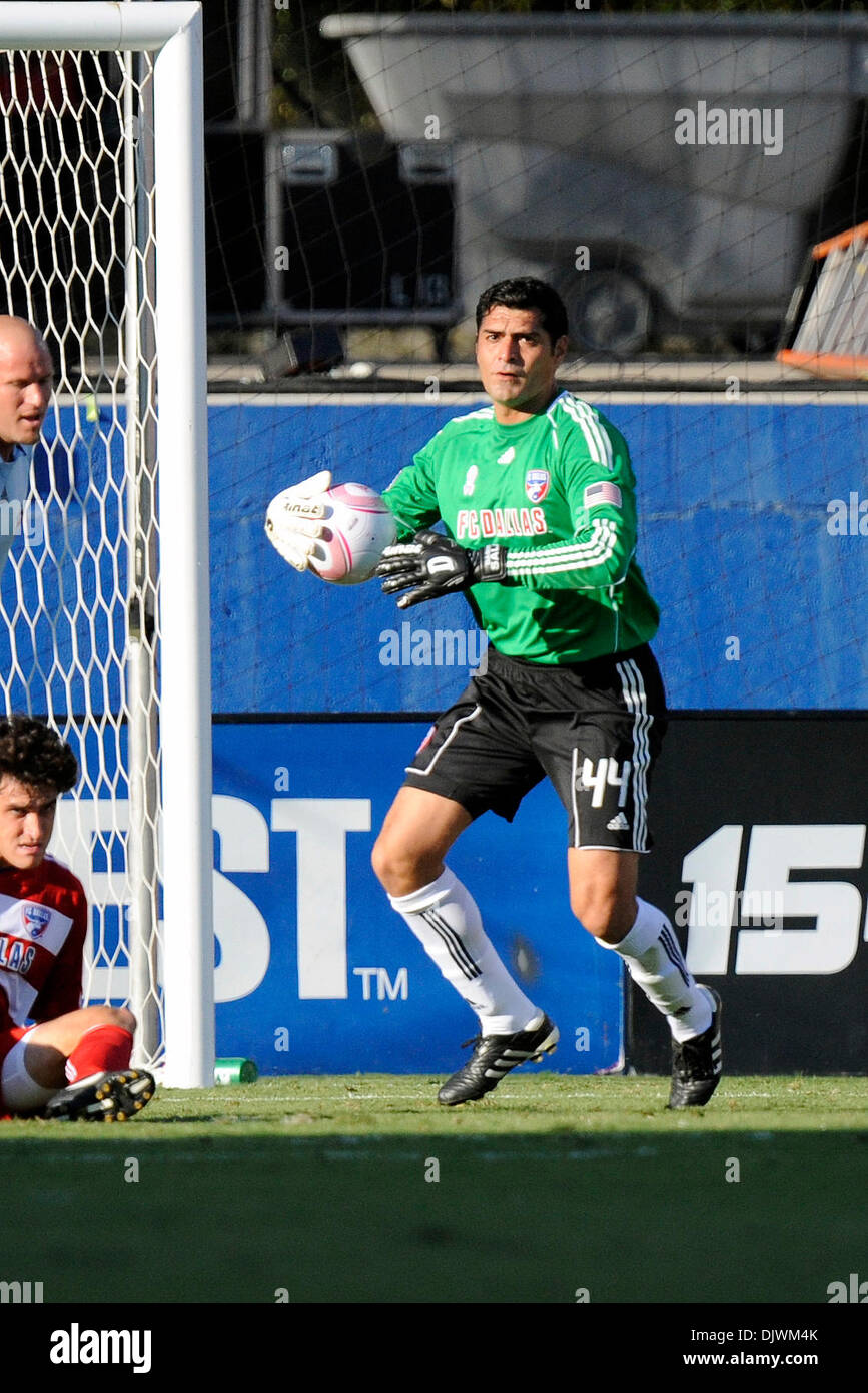 Fc dallas goalkeeper dario sala hi-res stock photography and images - Alamy