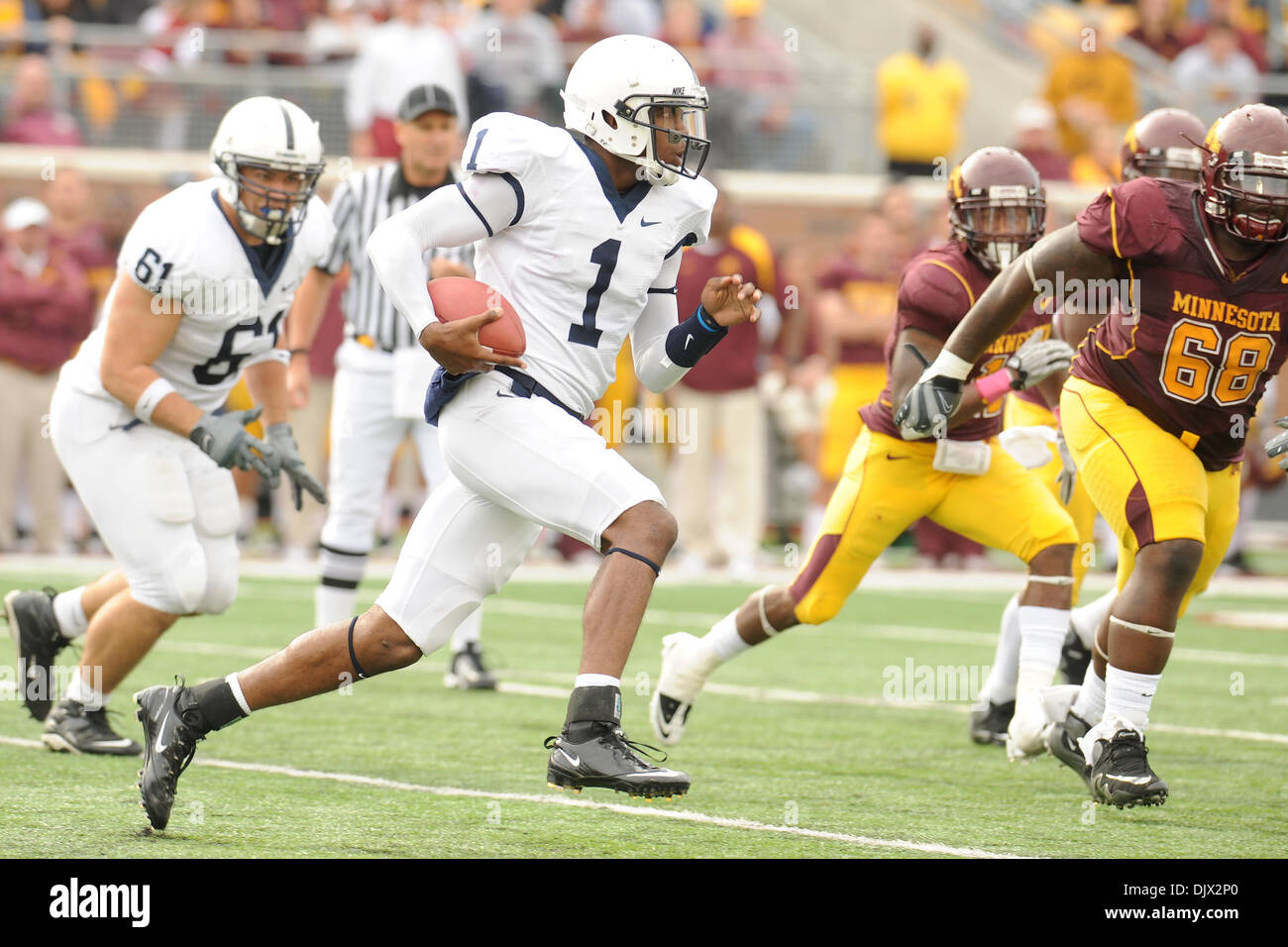 Oct. 22, 2010 - Minneapolis, Minnesota, United States of America - Penn State University quarterback Rob Bolden in game action during  the game between the Minnesota Gophers and the Penn State Nittany Lions at the TCF Stadium in Minneapolis, Minnesota.  Penn State defeats  Minnesota 33-21. (Credit Image: © Marilyn Indahl/Southcreek Global/ZUMApress.com) Stock Photo