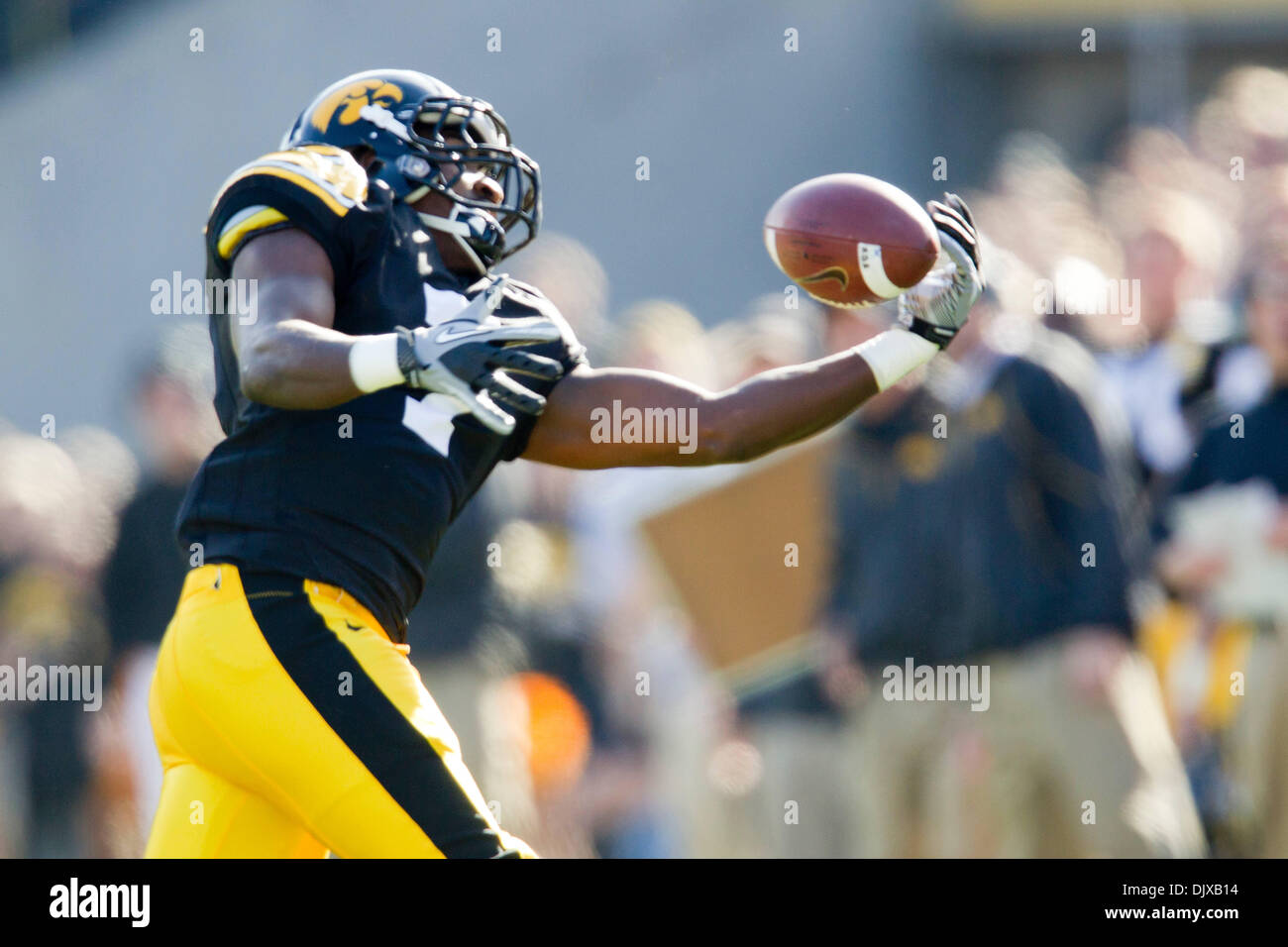 Hawkeyes Wr Marvin mcnutt hi-res stock photography and images - Alamy