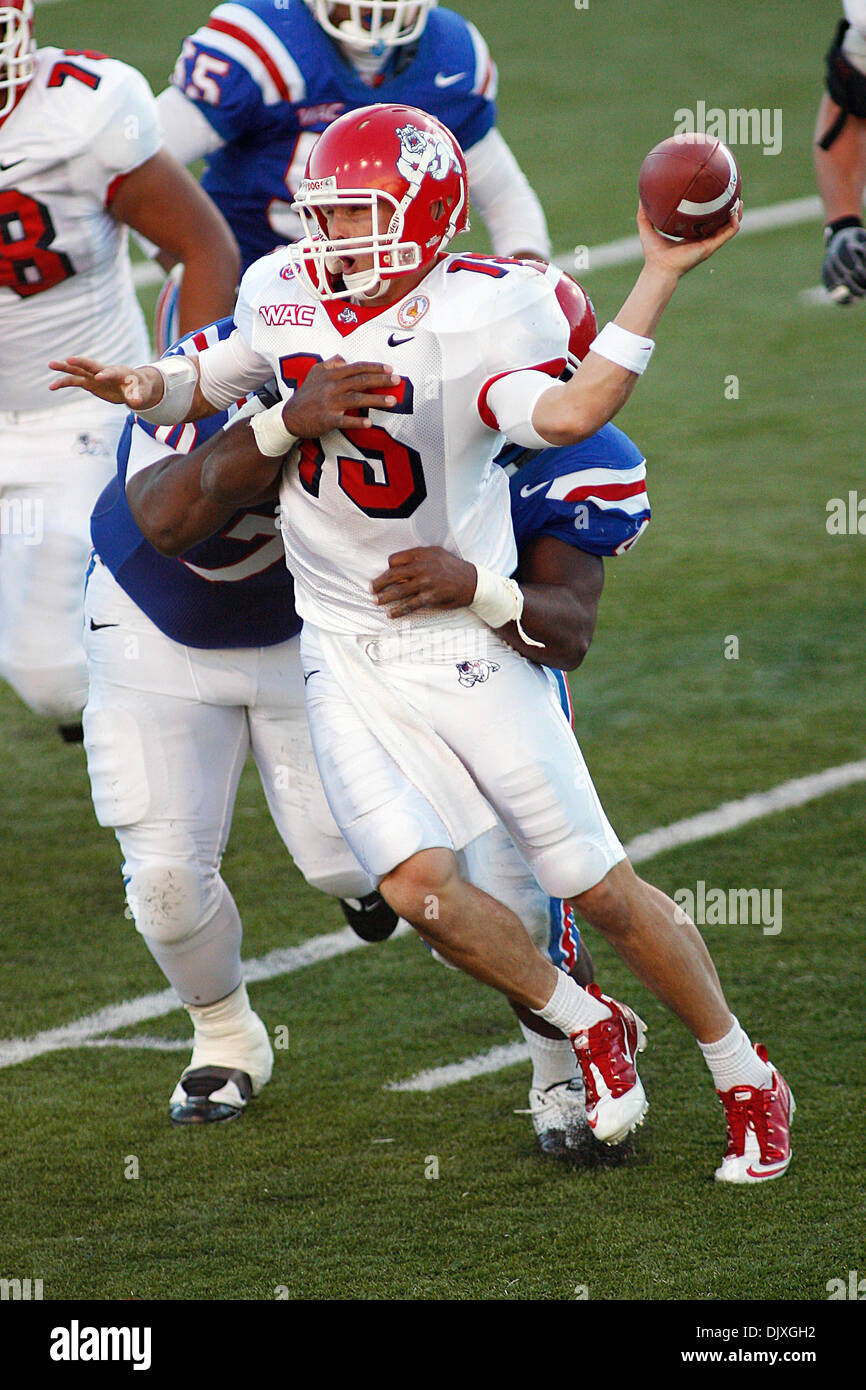 Oct 9, 2010: Fresno State wide receiver Jamel Hamler (17) catches a pass  for a touchdown with Louisiana Tech Bulldogs cornerback Ryan Williams (23)  defending during game action between the Fresno State