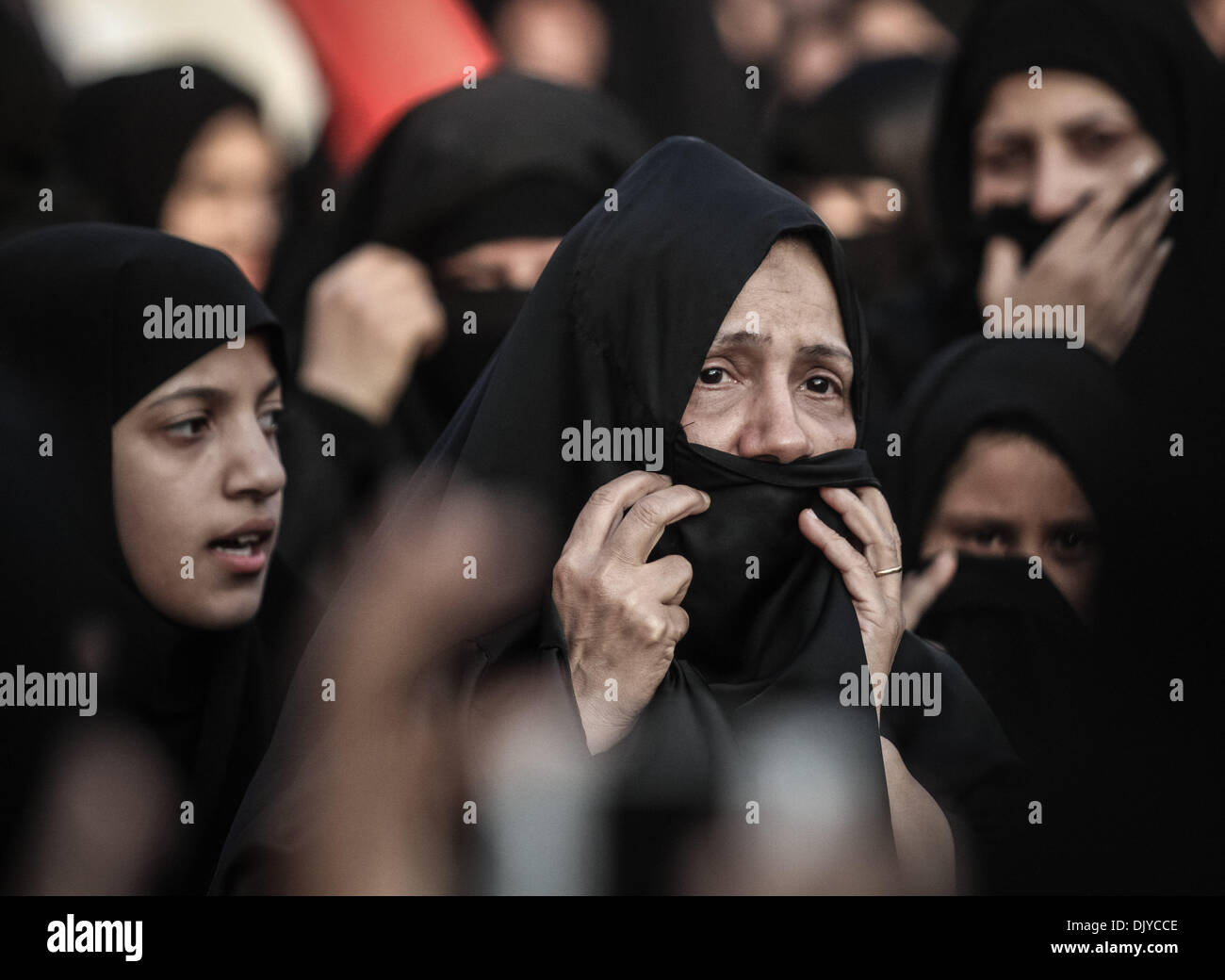 Sanabis, Bahrain. 30th Nov 2013. Funeral of Martyr Ahmed Ameer. Riot ...
