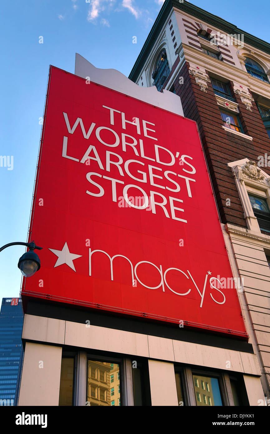 Macy's, the World's largest department store and shop, sign , New York. America Stock Photo Alamy