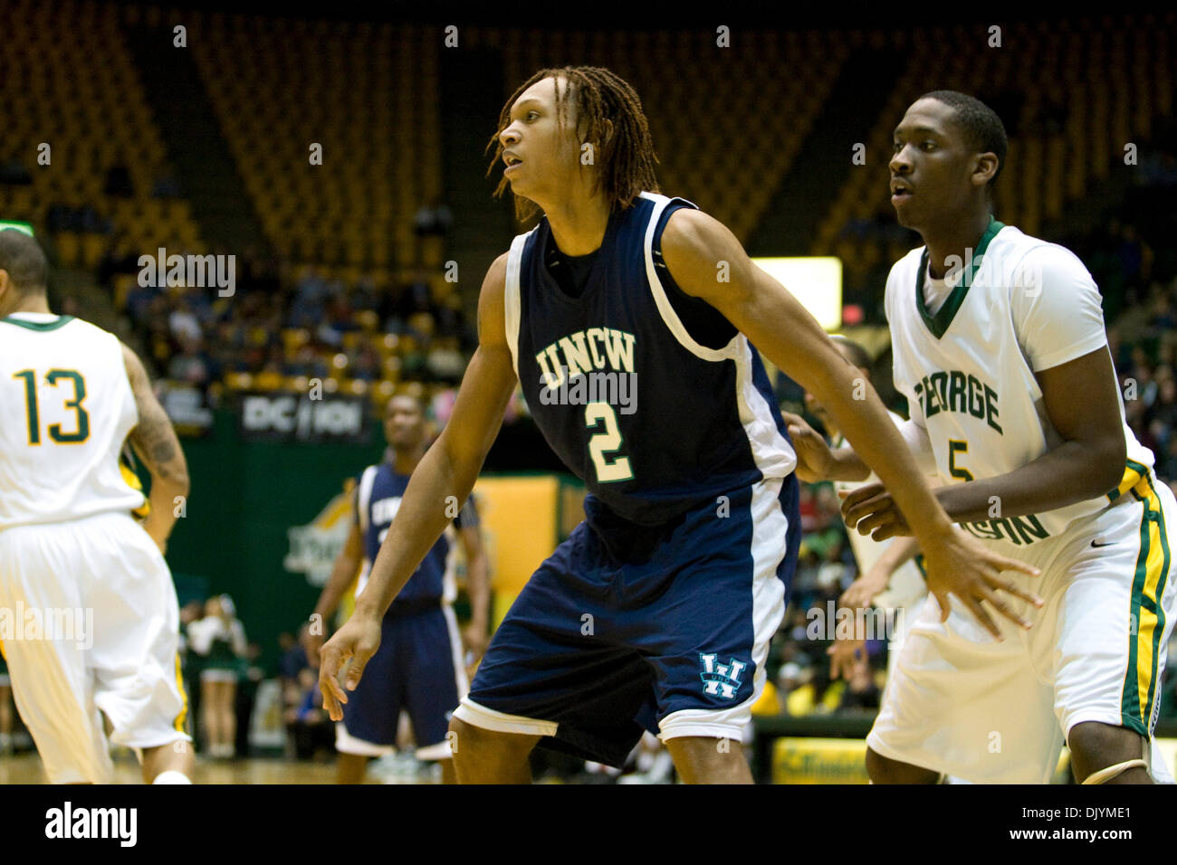 Patriot center george mason hi-res stock photography and images - Alamy