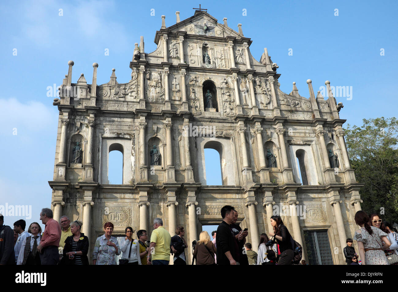 Crowds at the Ruins of Church of  St. Paul in Macau, China Stock Photo