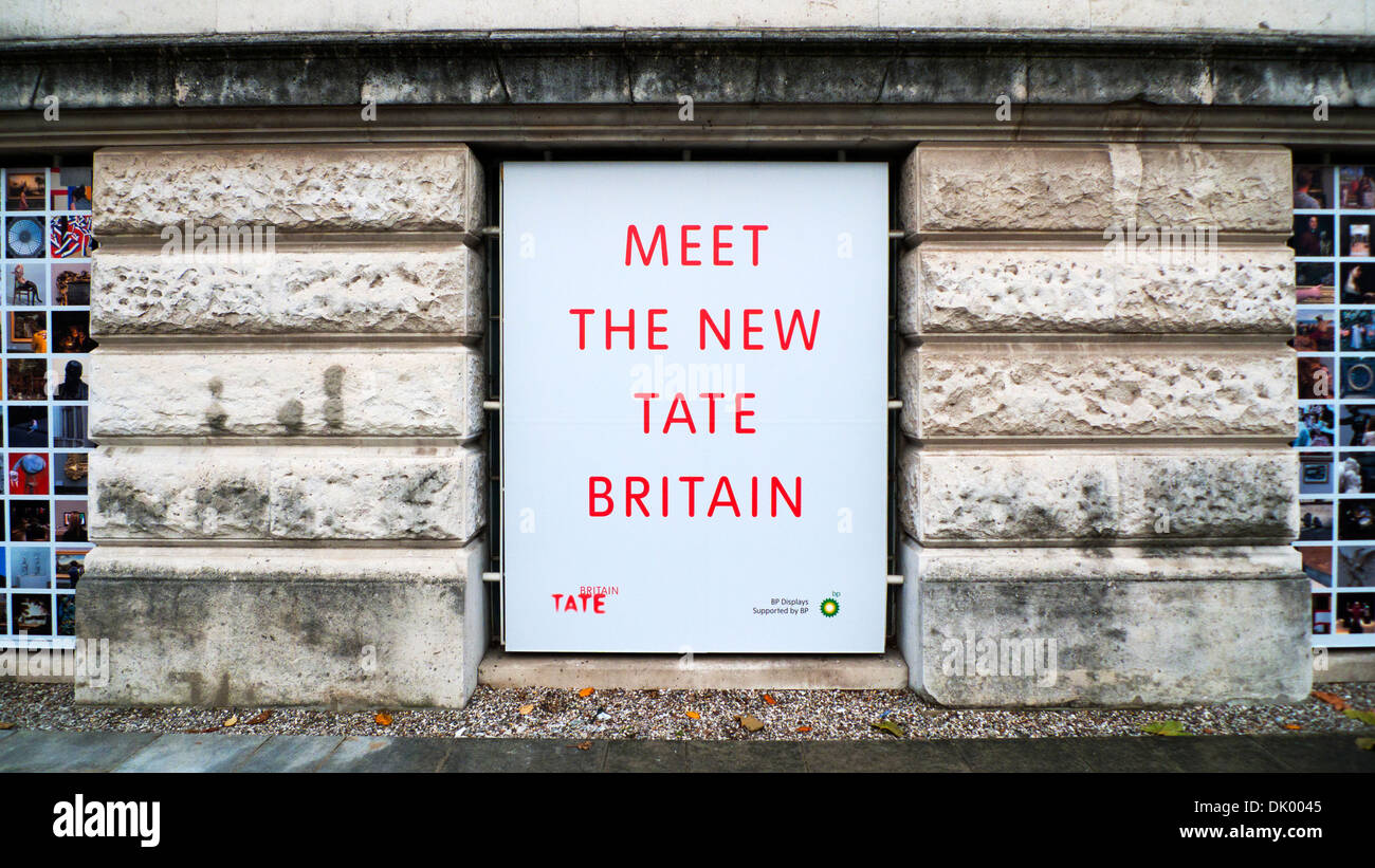 MEET THE NEW TATE BRITAIN sign on the Tate Britain Art Gallery building London November 2013  KATHY DEWITT Stock Photo