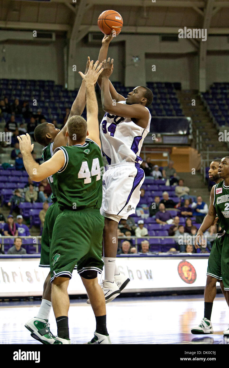 Dec. 28, 2010 - Fort Worth, Texas, US - TCU Horned Frogs Center Cheick ...