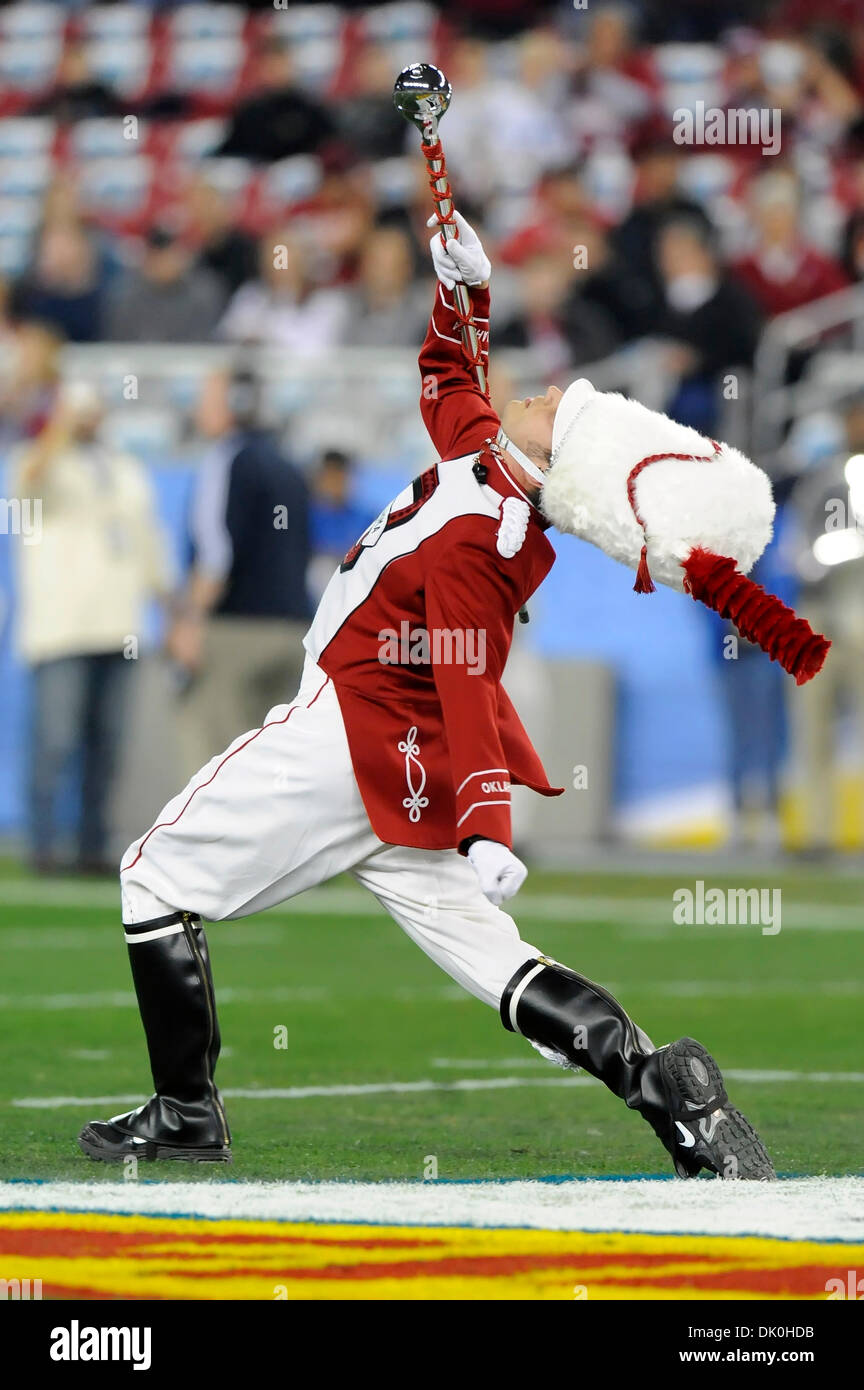 Drum major college band hires stock photography and images Alamy