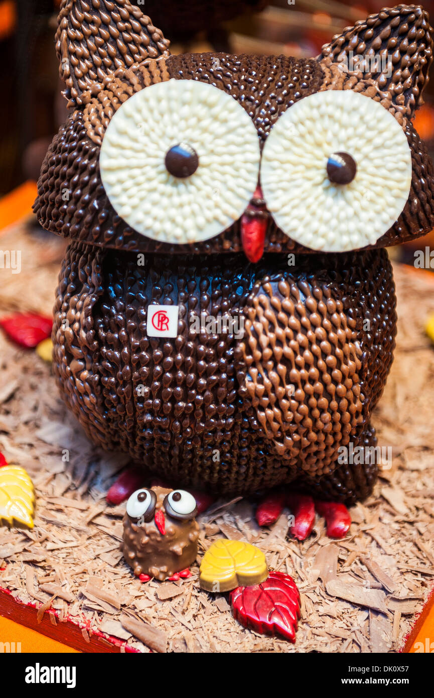 chocolate owl Stock Photo Alamy