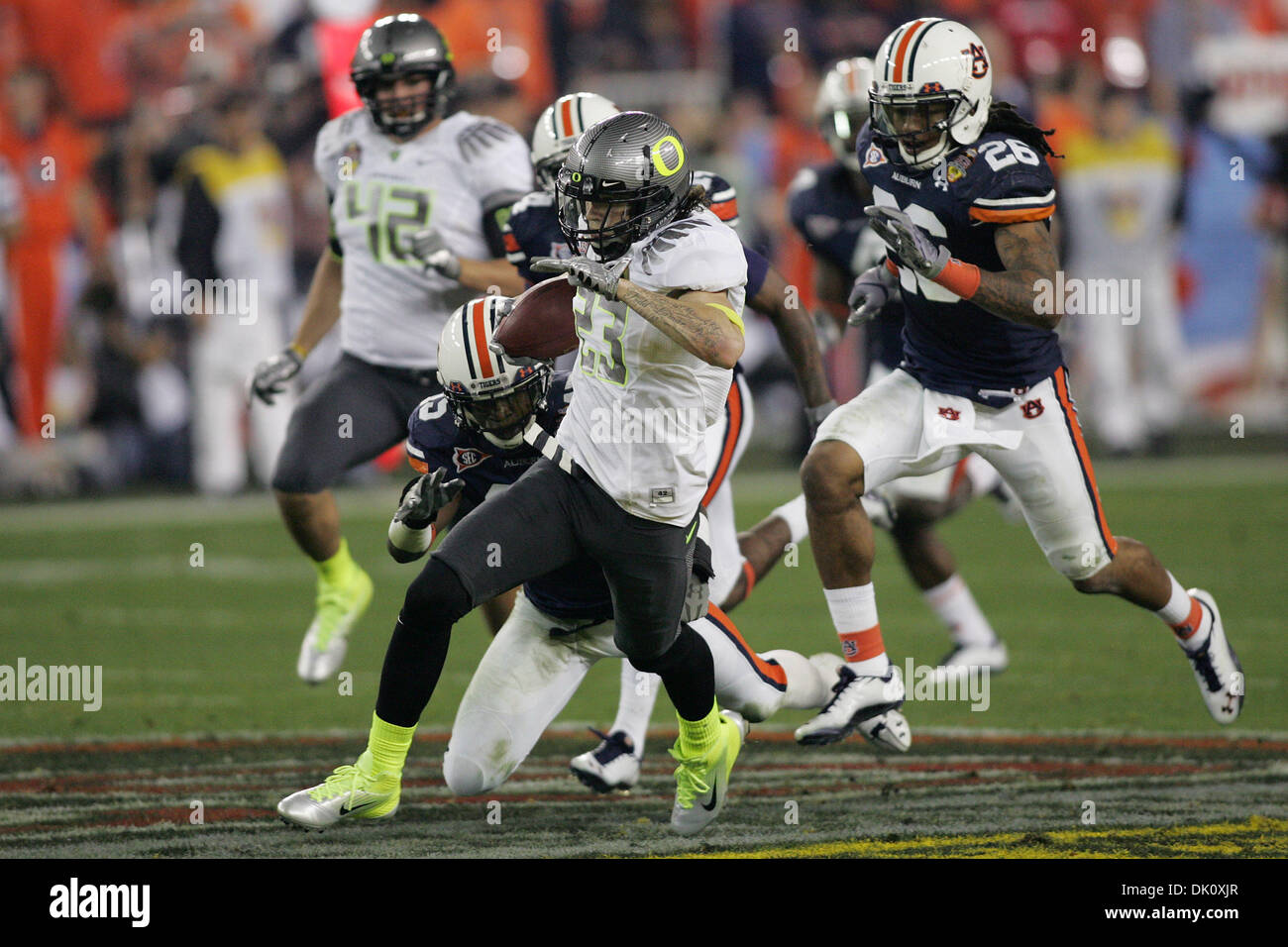 during the first half of the BCS National Championship NCAA college football game Monday, Jan. 10, 2011, in Glendale, Ariz. (AP Photo/Matt York Stock Photo - Alamy