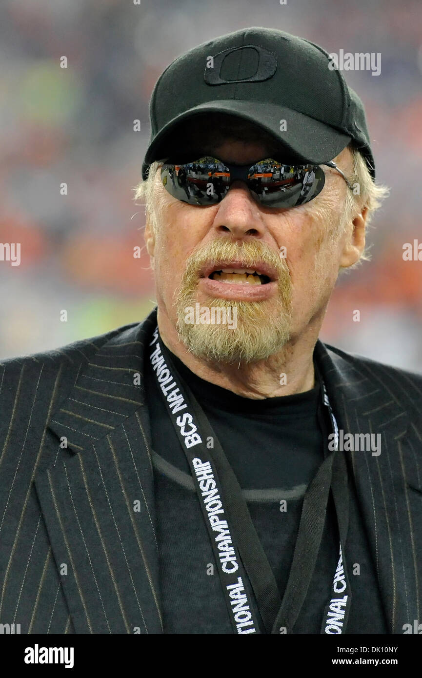 Phil knight hi-res stock photography and images - Alamy