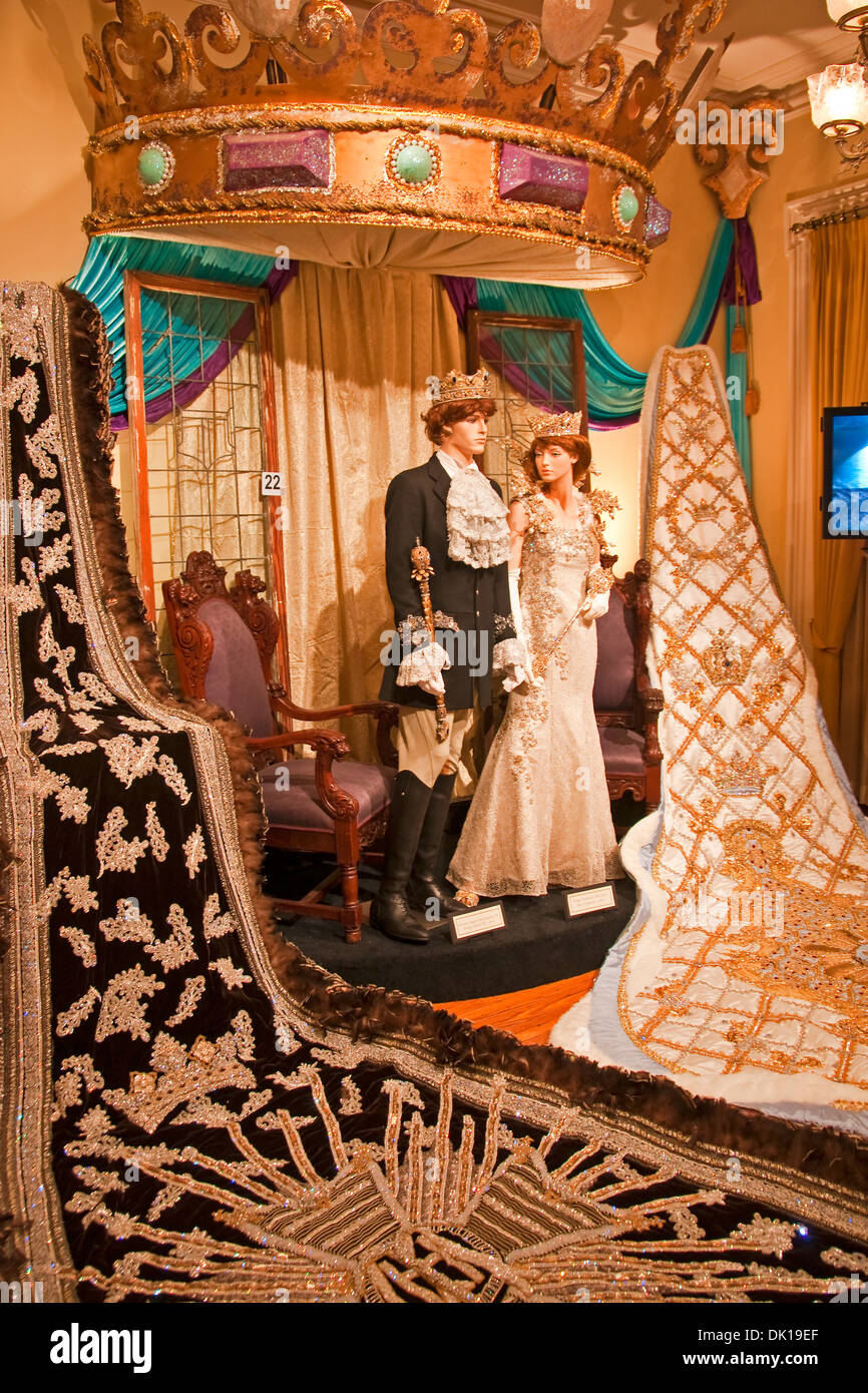 the mardi gras museum of costumes and culture