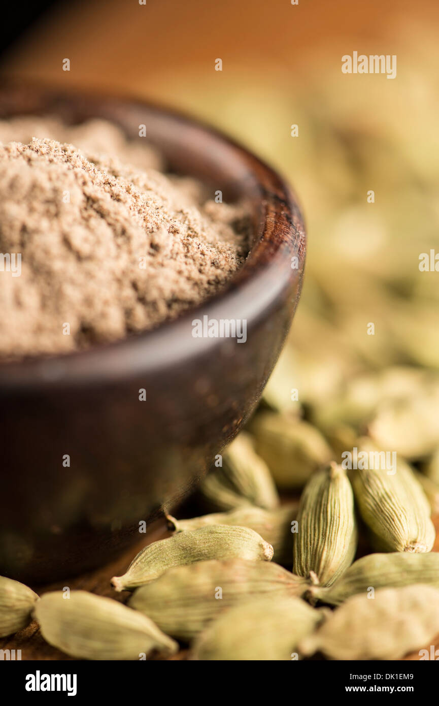 Ground cardamom hires stock photography and images Alamy