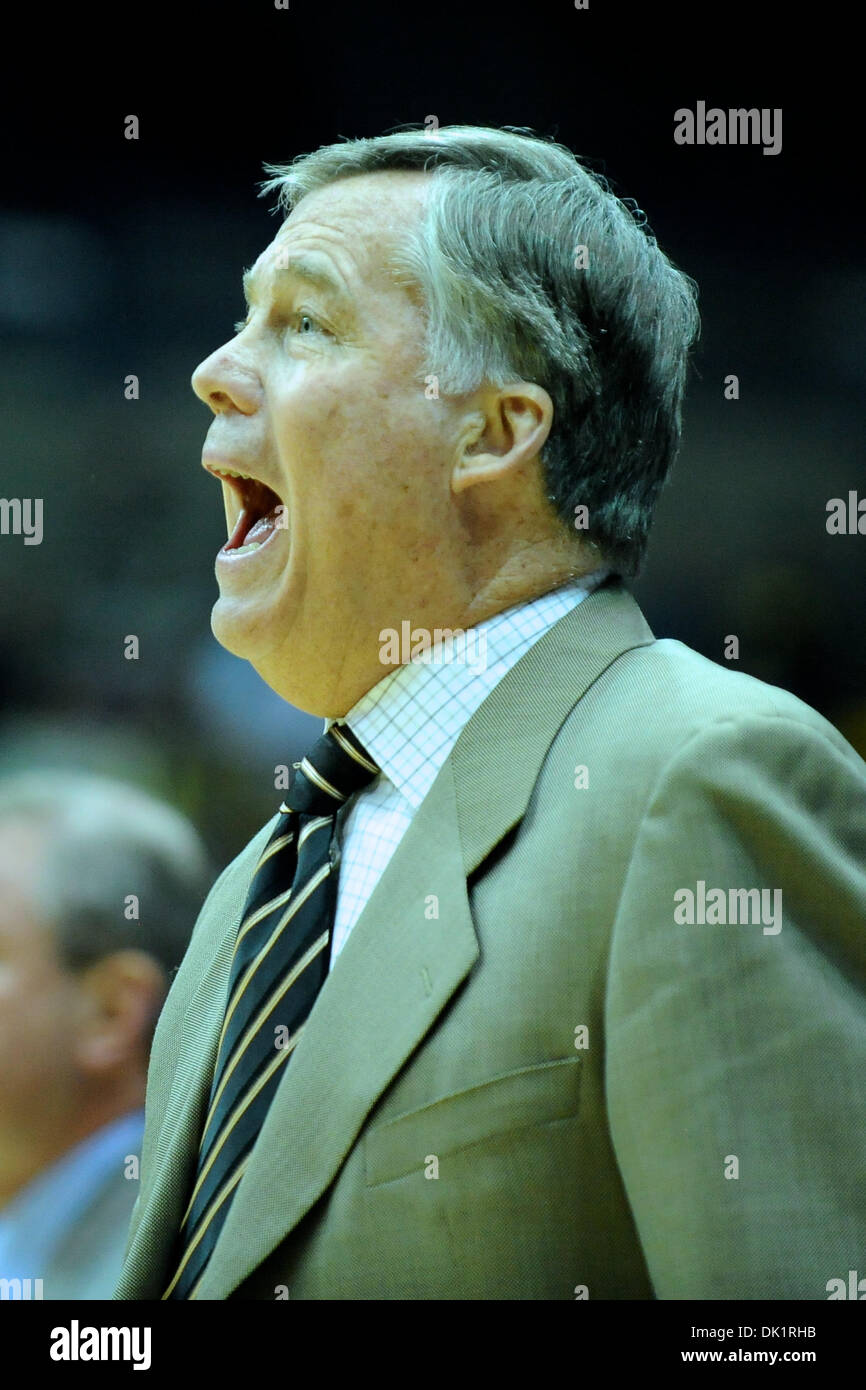Jan. 27, 2011 - Berkeley, California, United States of America - Cal head coach Mike Montgomery calls out a play during the NCAA basketball game between the Oregon State Beavers and the California Golden Bears at Haas Pavilion. Cal won in a rout, 85-57. (Credit Image: © Matt Cohen/Southcreek Global/ZUMAPRESS.com) Stock Photo