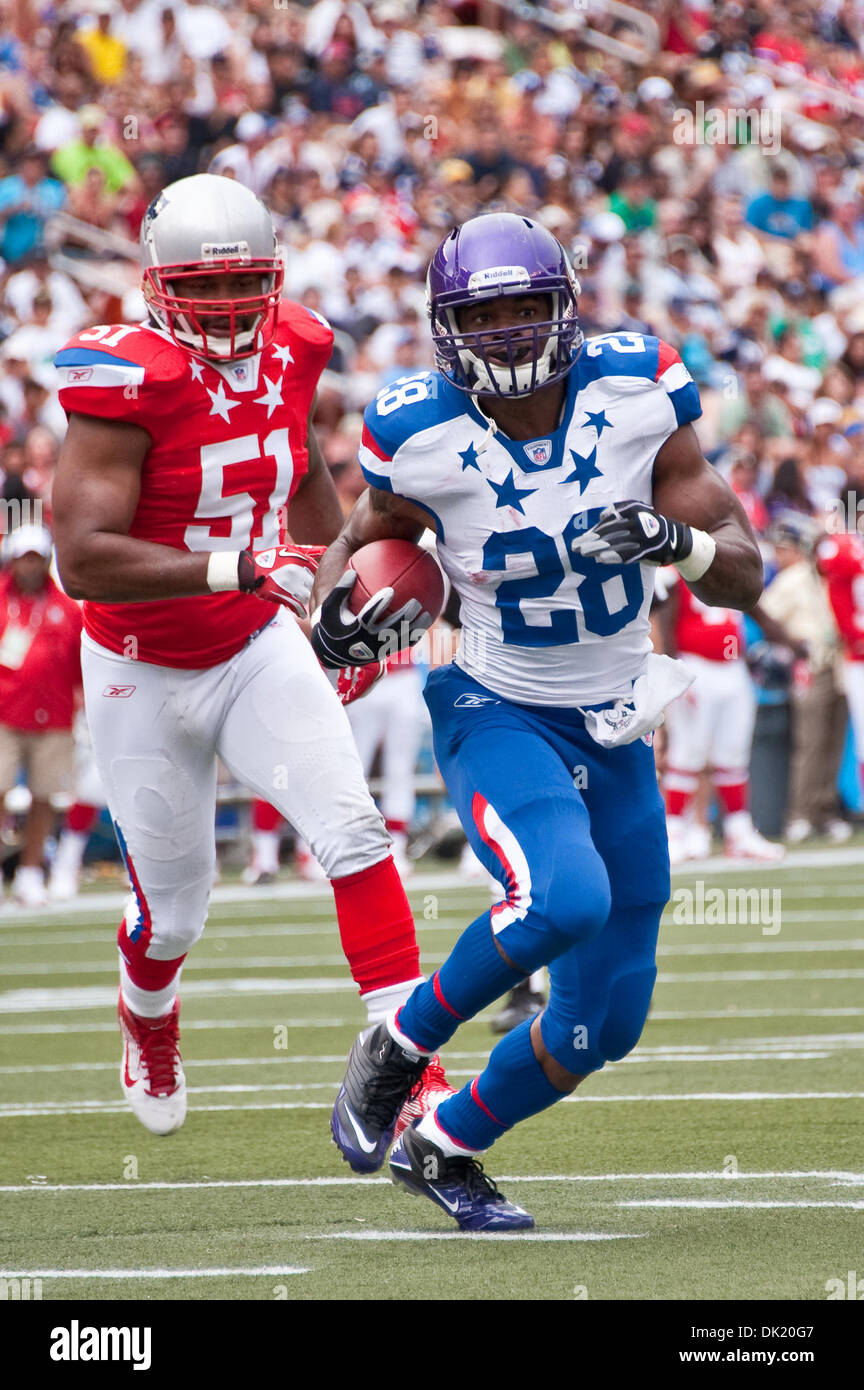 Jan. 30, 2011 - Honolulu, Hawaii, U.S - Minnesota Vikings RB Adrian  Peterson(28) eyes the end-zone during 1st half action of the 2011 NFL Pro  Bowl. The NFC defeated the AFC 55-41,