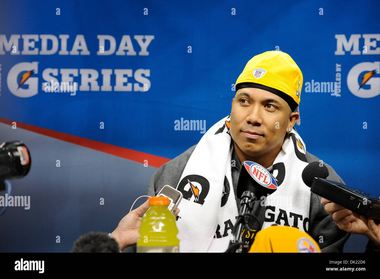 Feb. 1, 2011 - Arlington, Texas, United States of America - Pittsburgh Steelers wide receiver Hines Ward (86) answers questions during the 2011 Super Bowl Media Day at Dallas Cowboys Stadium in Arlington, Texas. (Credit Image: © Jerome Miron/Southcreek Global/ZUMAPRESS.com) Stock Photo