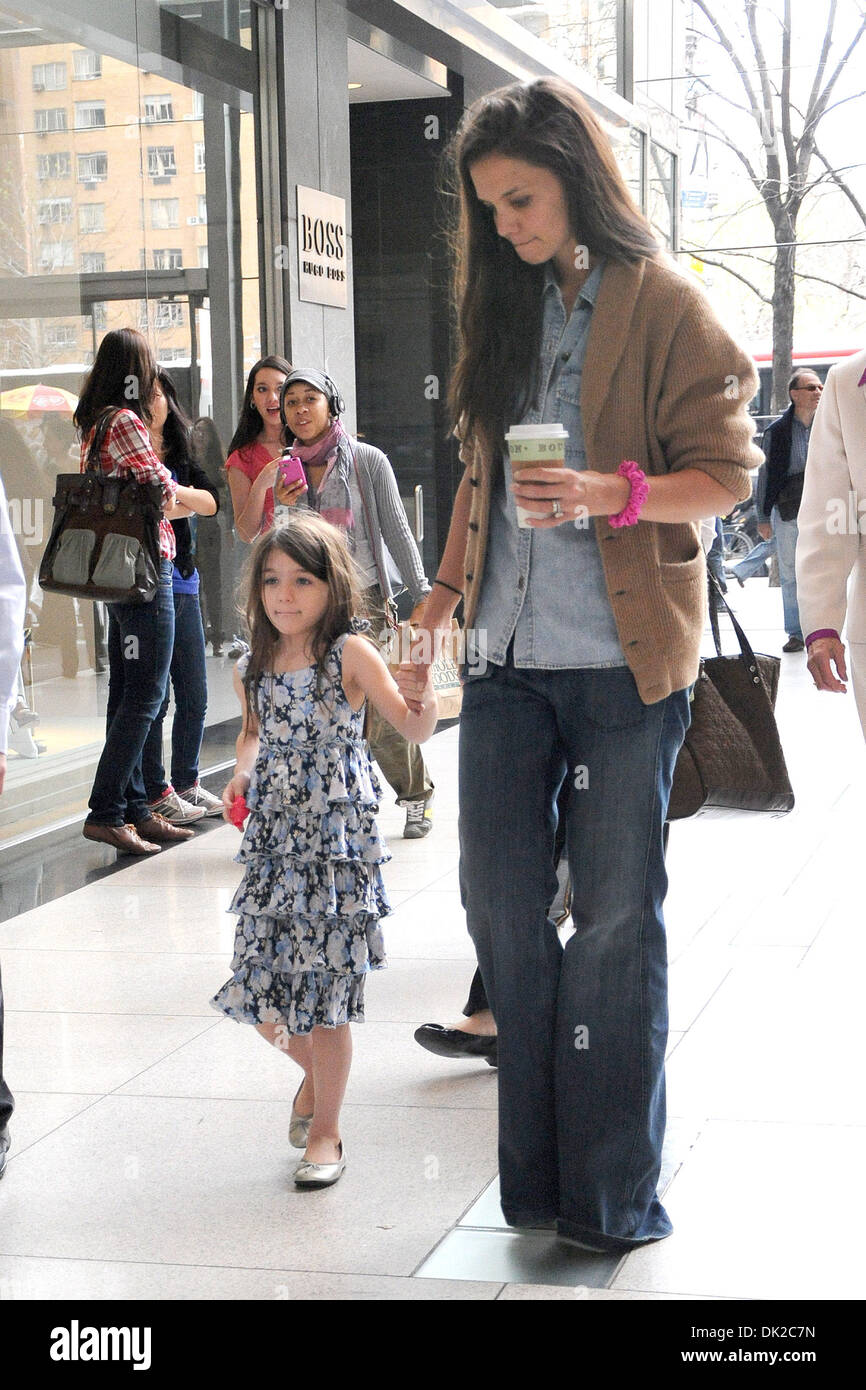 Katie Holmes and daughter Suri Cruise out and about in Manhattan Featuring:  Katie Holmes and daughter Suri Cruise Where: New Stock Photo - Alamy