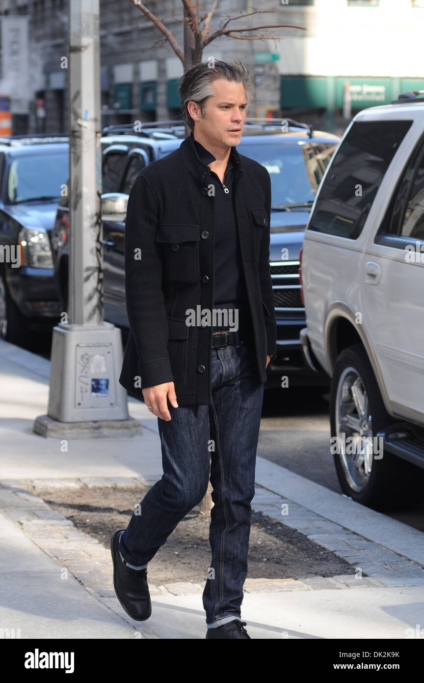Timothy Olyphant Leaving His Hotel In Soho New York City Usa 27 03 12 Stock Photo Alamy