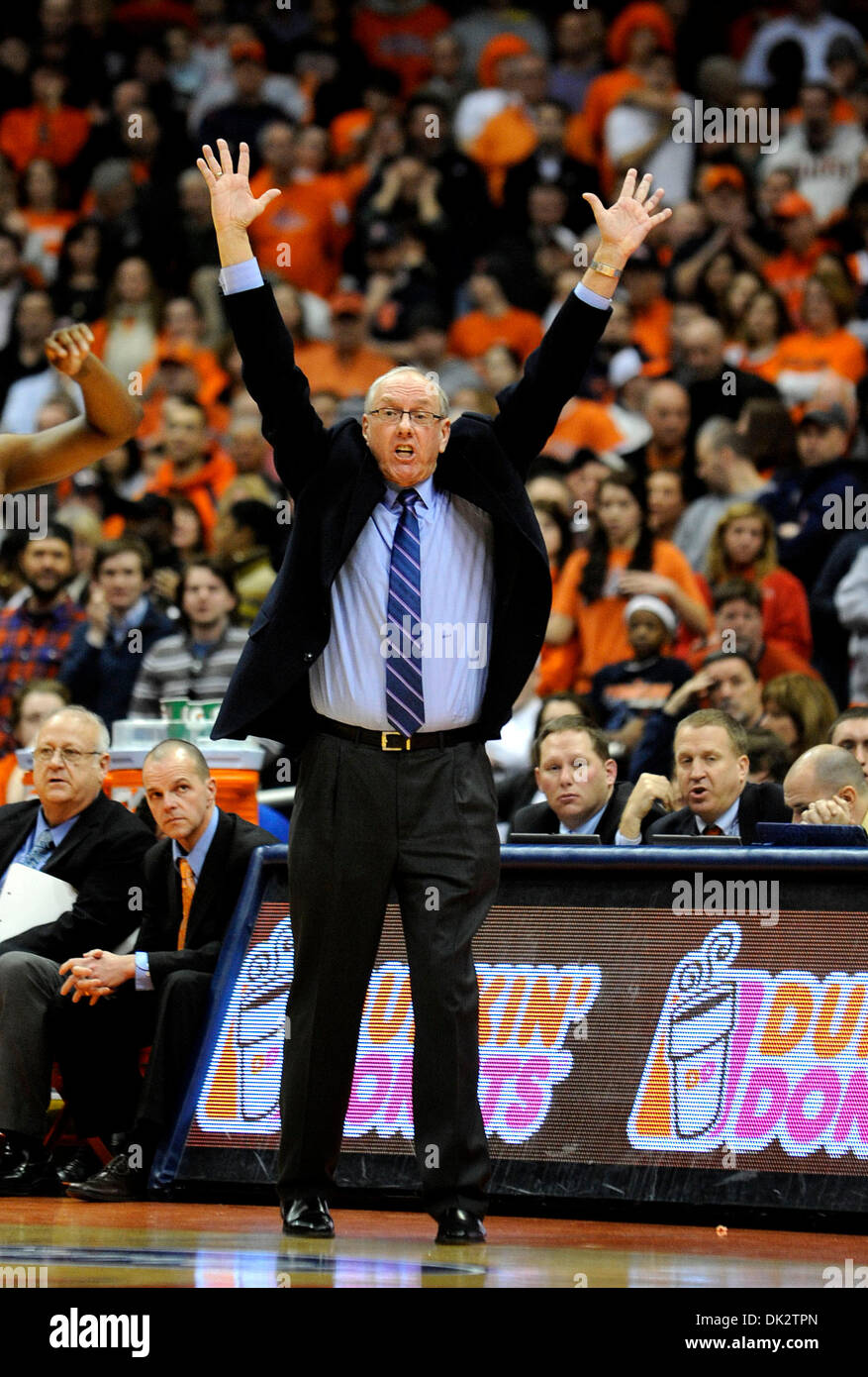 February 19, 2011: Syracuse head coach Jim Boeheim show his displeasure ...