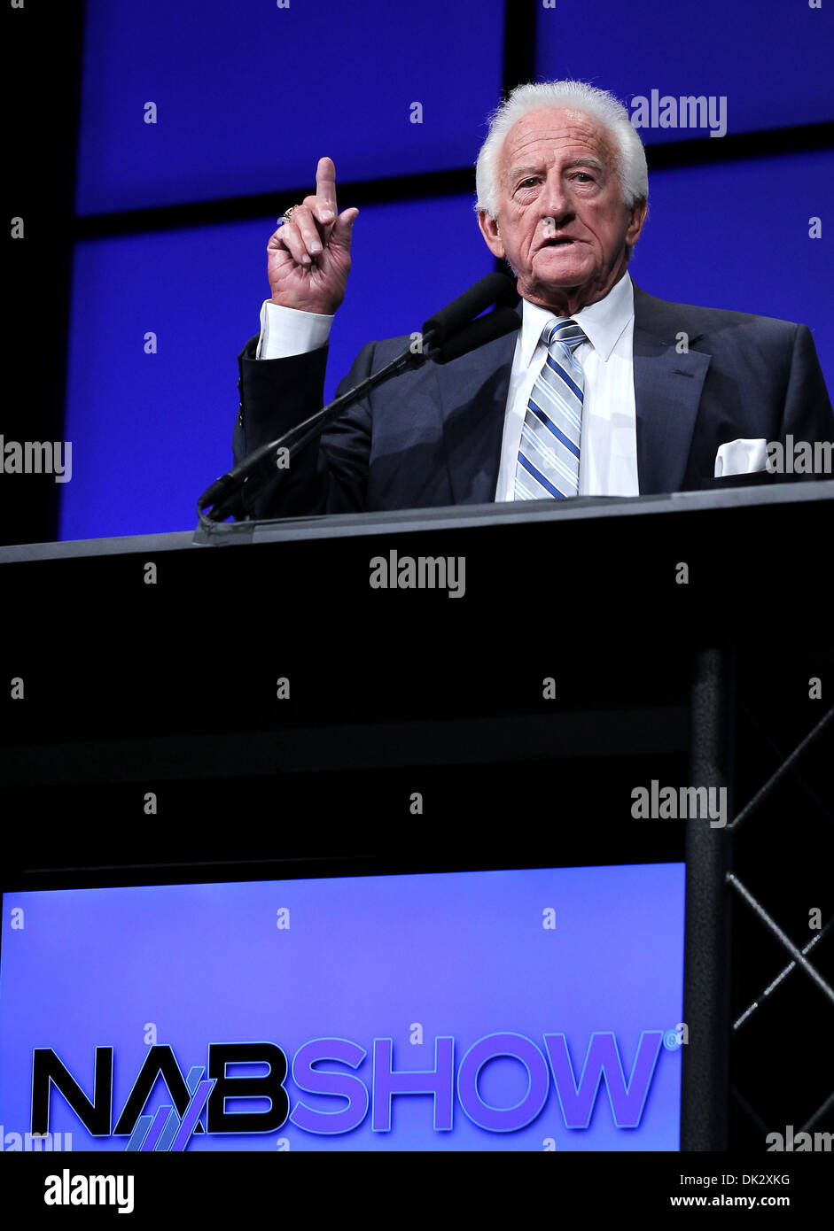 Bob Uecker Milwaukee Brewers PlayByPlay Voice Bob Uecker inducted