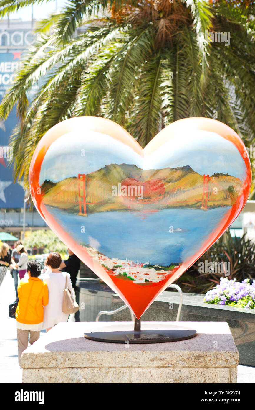 Art Hearts at Union Square San Francisco - Traveling with Sweeney