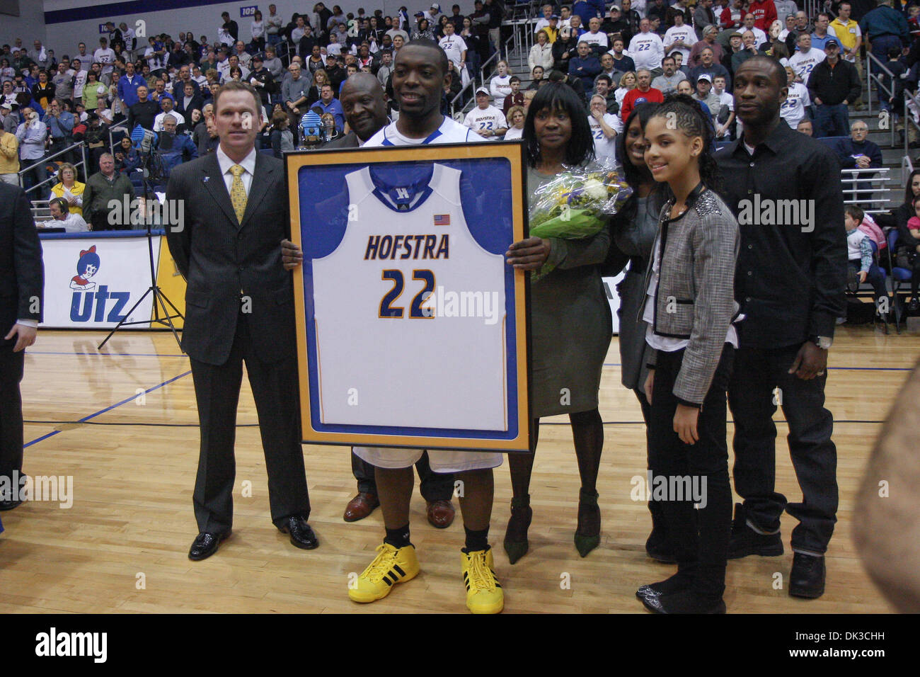 feb-26-2011-hempstead-new-york-us-hofstra-pride-guard-charles-jenkins-DK3CHH.jpg