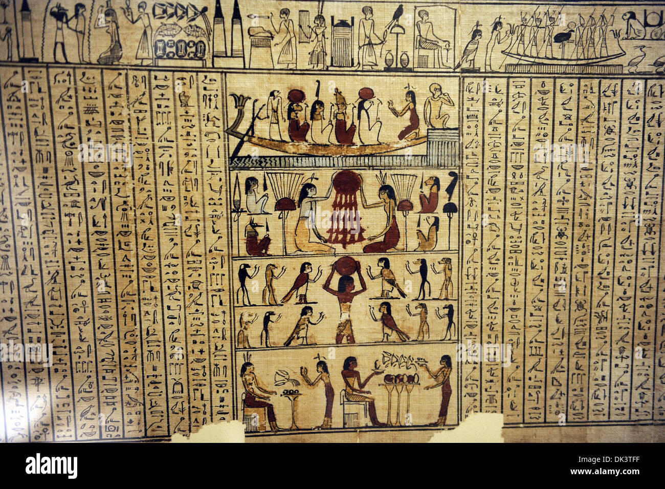 Book of the Death of the mistress Neferini. Papyrus. Cursive hieroglyphic. Ptolemaic Kingdom. 4th-1st century BC. Achmim. Stock Photo