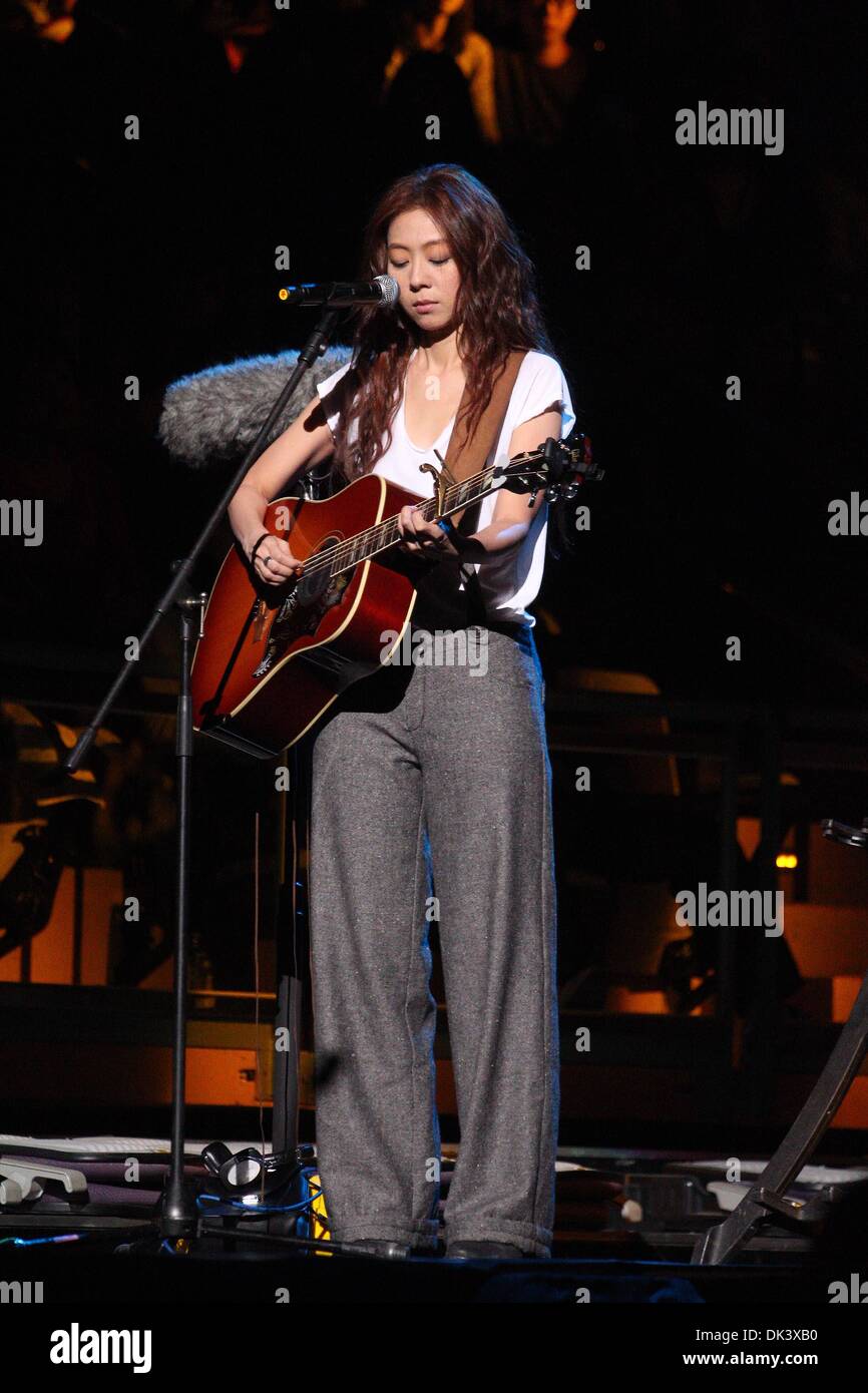 Taipei, China. 30th Nov, 2013. Singer Cheer Chen performs at her ...