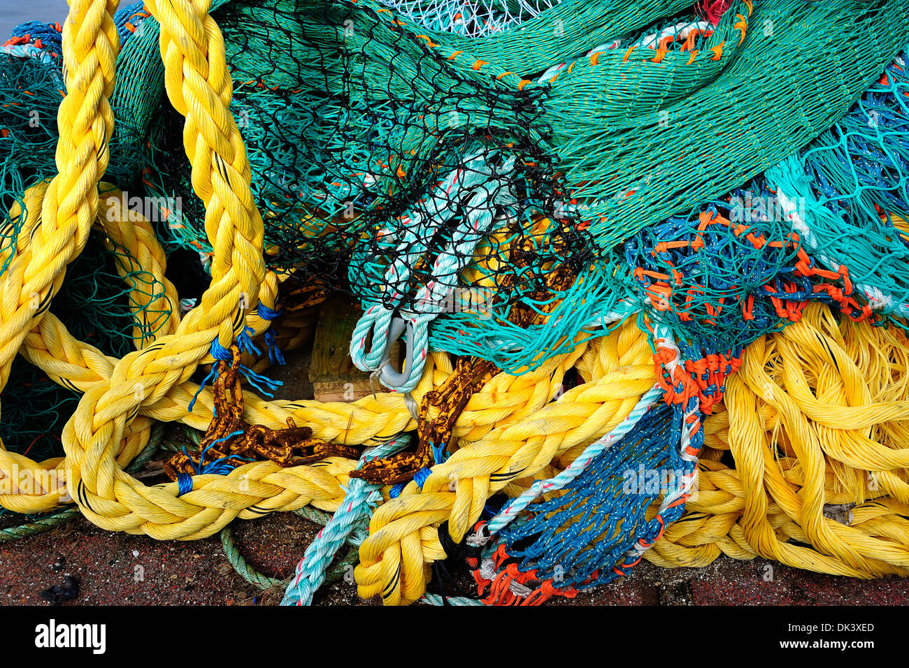 Fishermans ropes hi-res stock photography and images - Alamy