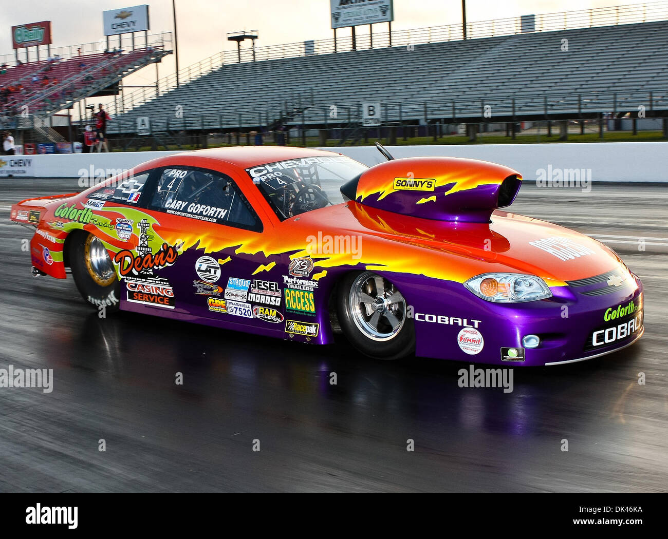 Pro stock cars drag racing hi-res stock photography and images - Alamy