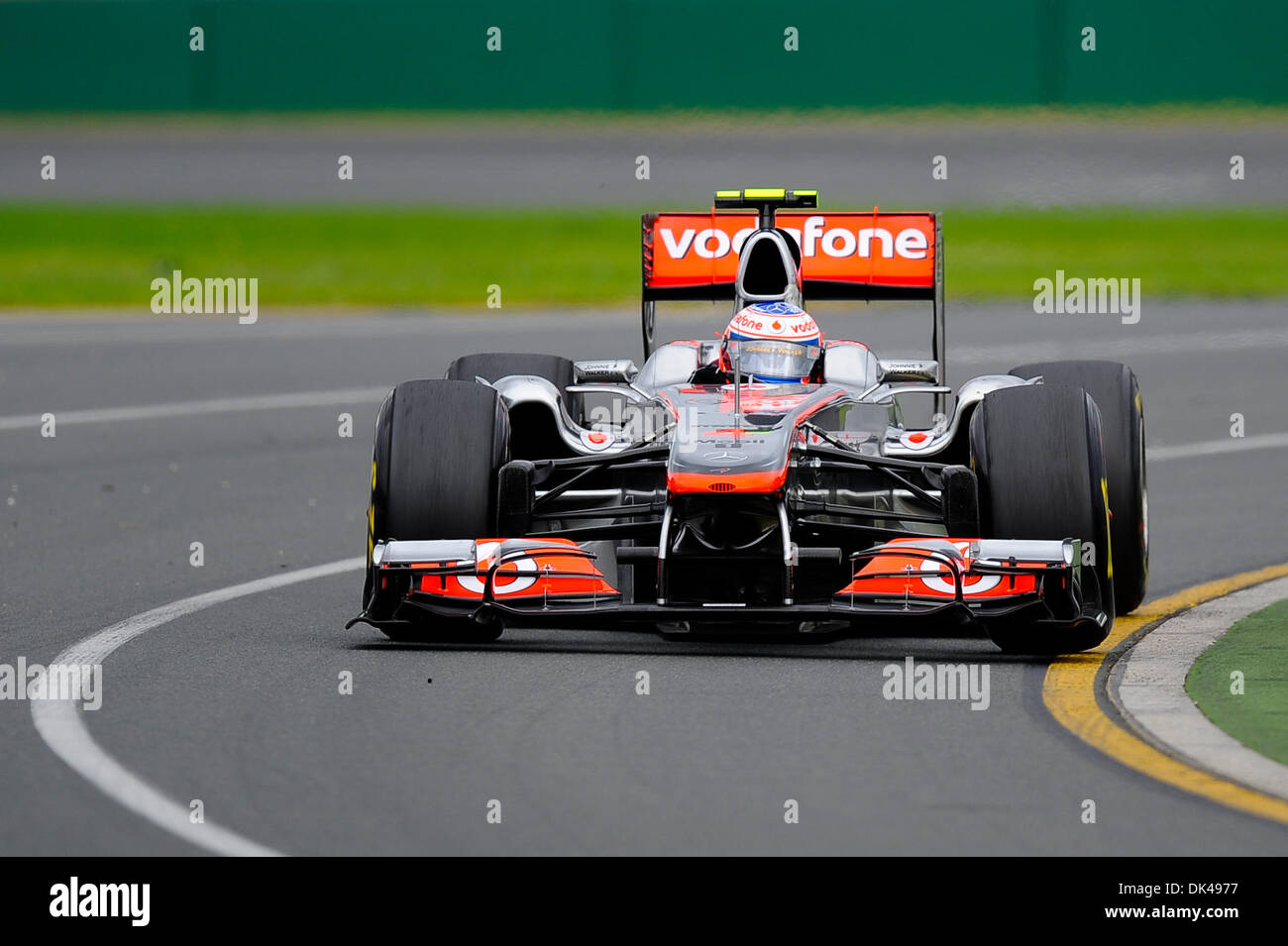 Scalextric McLAREN n°3 Hamilton 2011 - Circuits de Legende