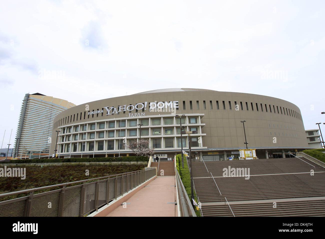 https www alamy com apr 7 2011 fukuoka japan a practice game of the japanese professional image63412177 html