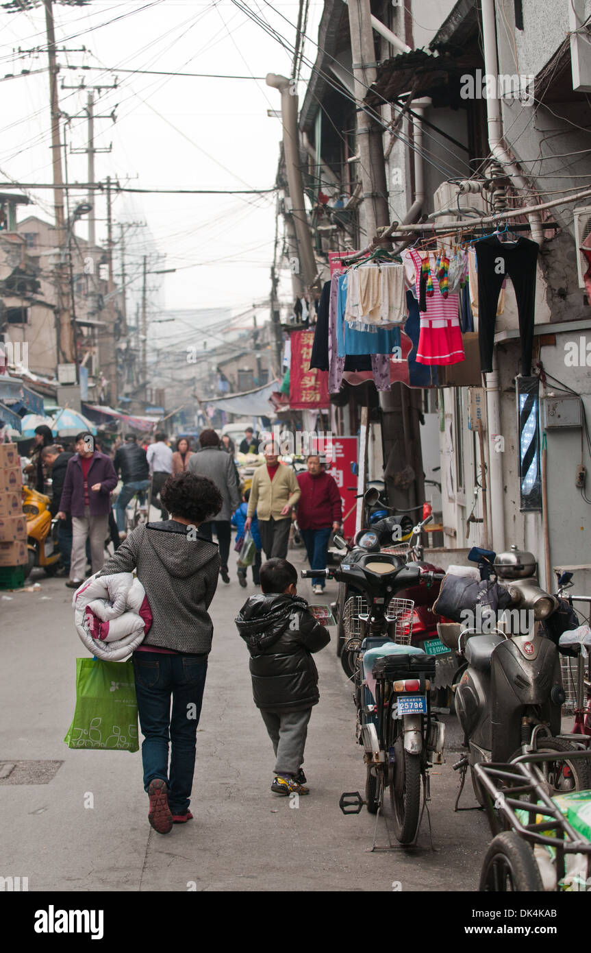 Old Town (nanshi), Shanghai, China Stock Photo - Alamy