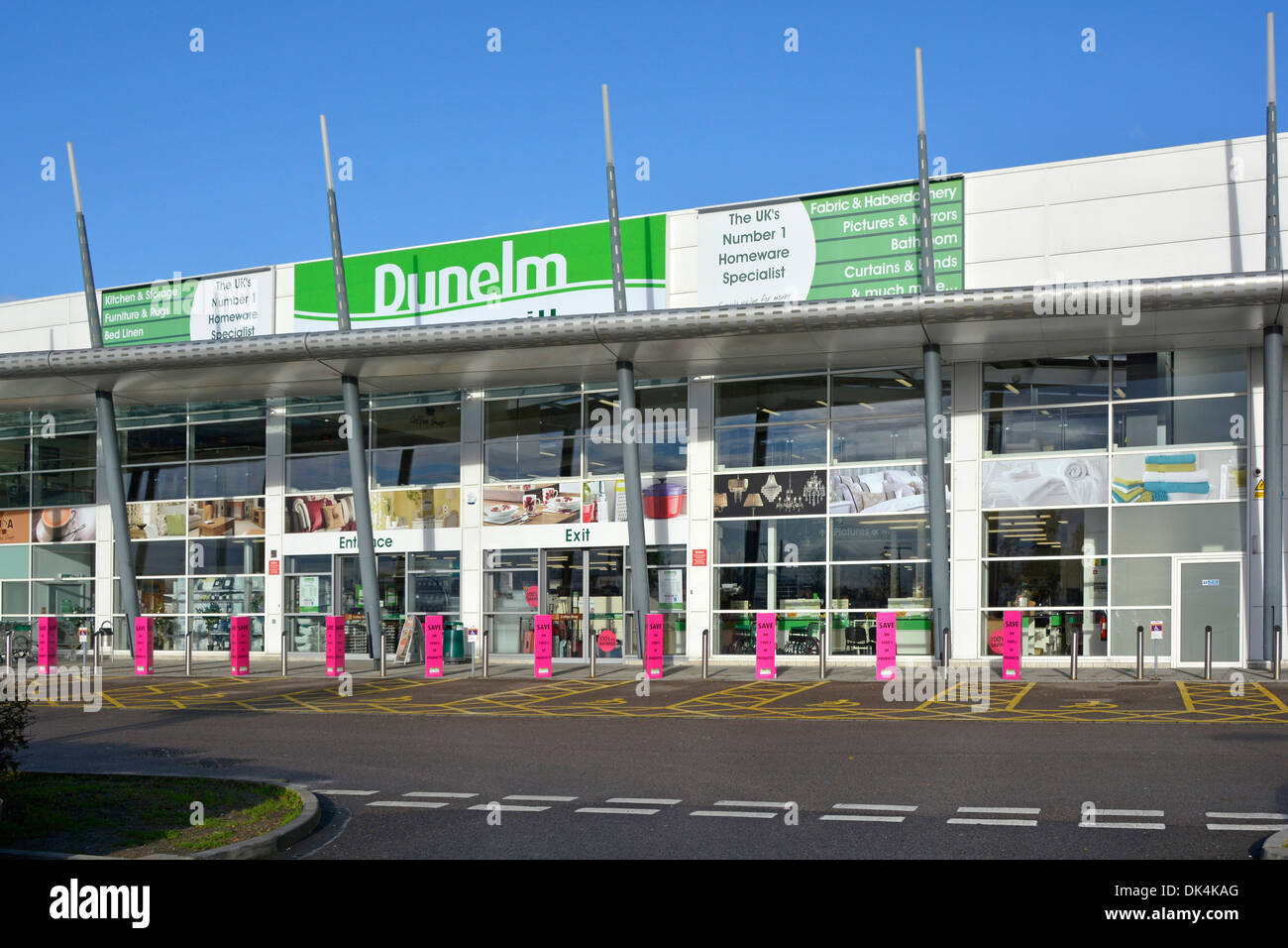 Dunelm homewares & furnishings superstore retail business shop front shoppers free disabled parking Thurrock Shopping Park West Thurrock Essex UK Stock Photo