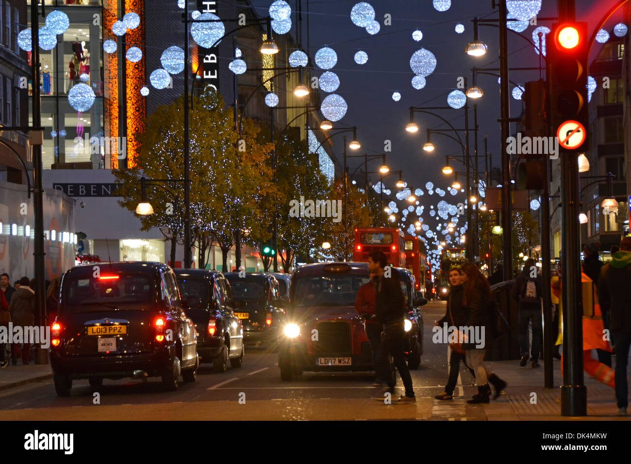 Oxford street christmas decorations hires stock photography and images