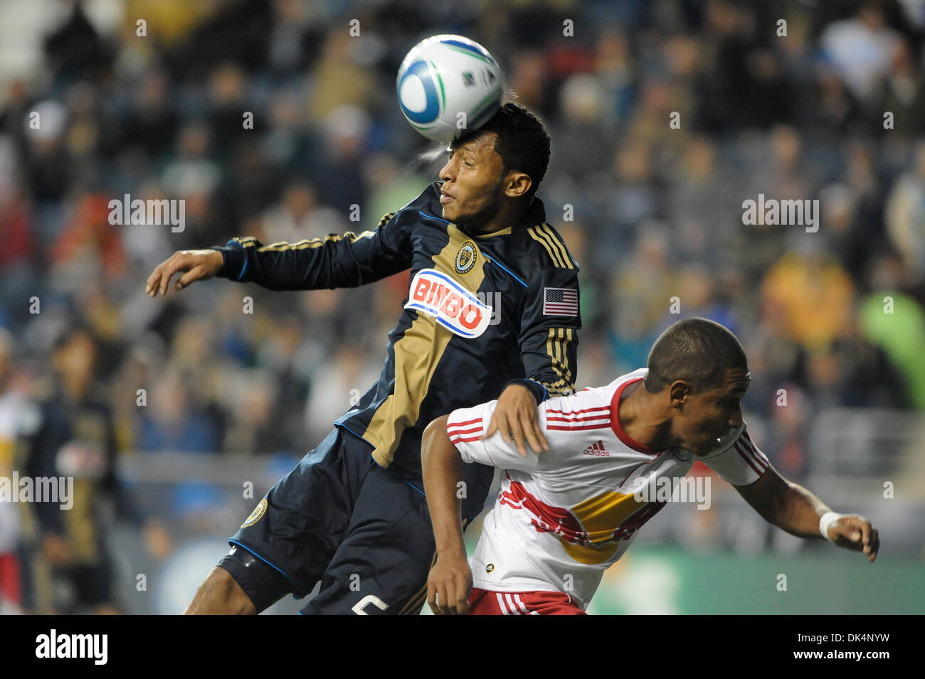 Apr. 9, 2011 - Chester, Pennsylvania, U.S. - Philadephia Union defender CARLOS VALDEZ (5) heads the ball over New York Red Bulls forward JUAN AGUDELO (17). At the half the New York Red Bulls and the Philadelphia Union are tied 0-0 in a game being played at PPL Park. (Credit Image: © Mike McAtee/Southcreek Global/ZUMAPRESS.com) Stock Photo