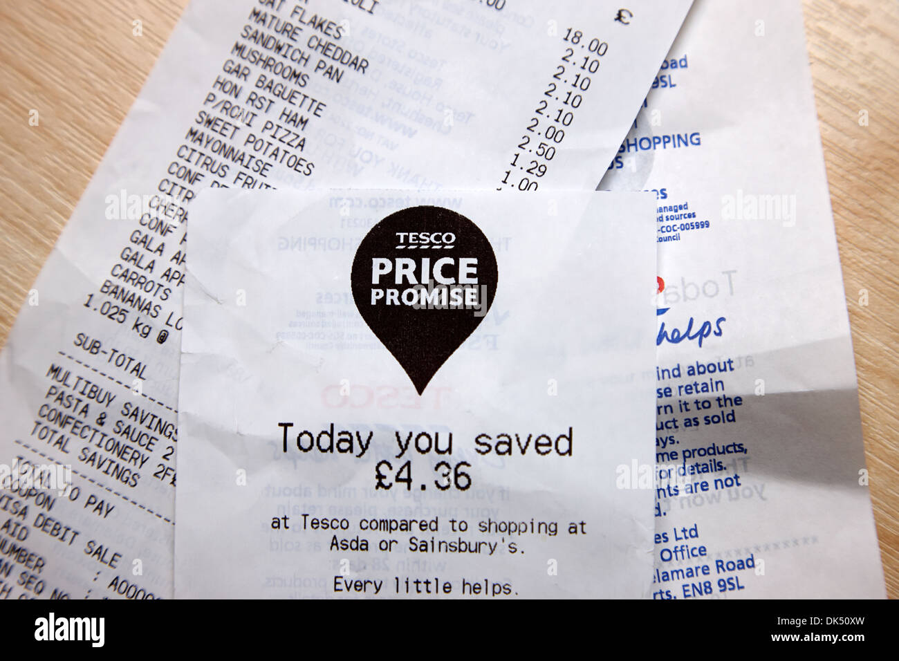tesco price promise supermarket till receipt Stock Photo