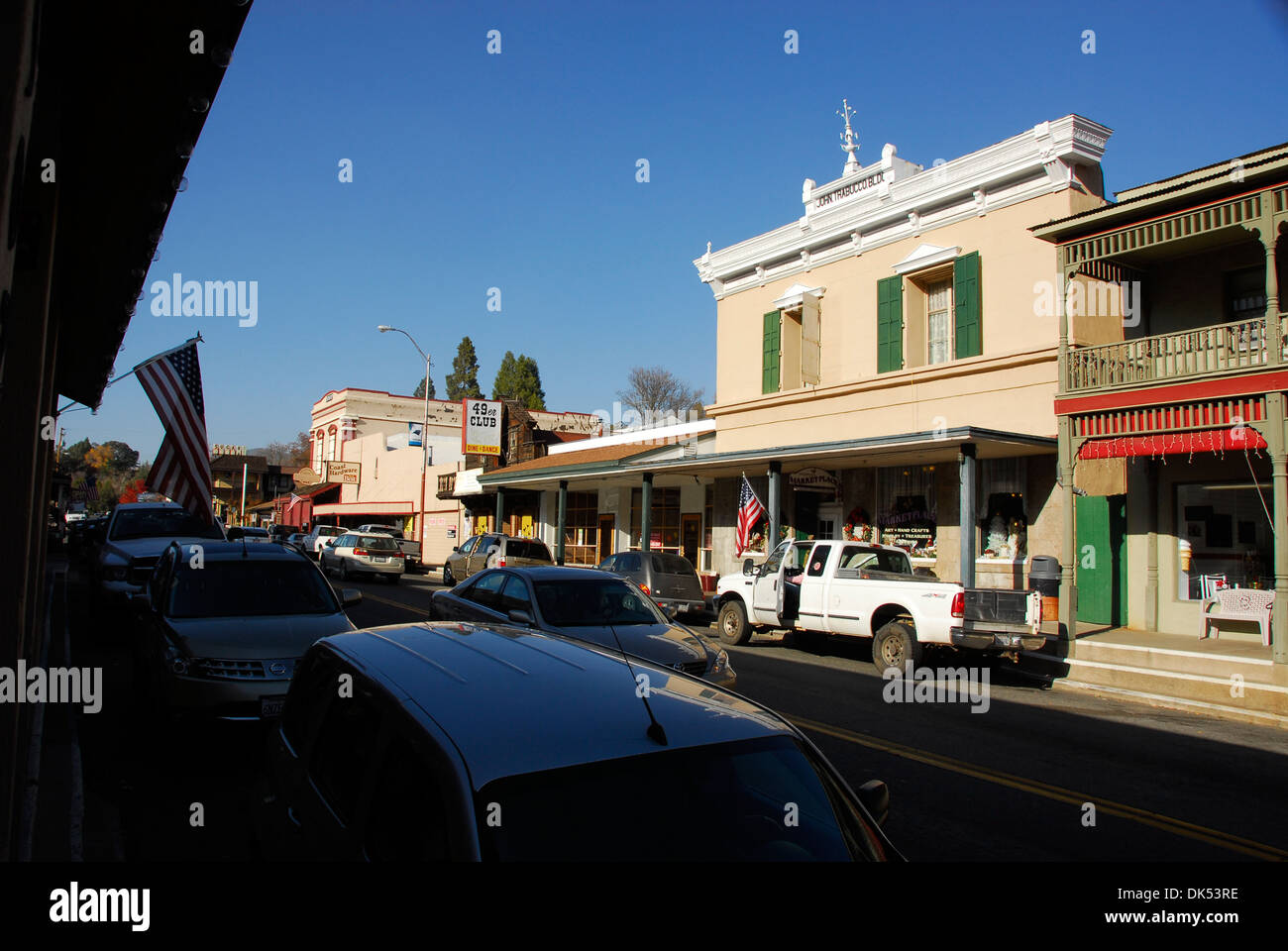 Downtown of the gold mining town of Mariposa, California, gateway to Yosemite National Park