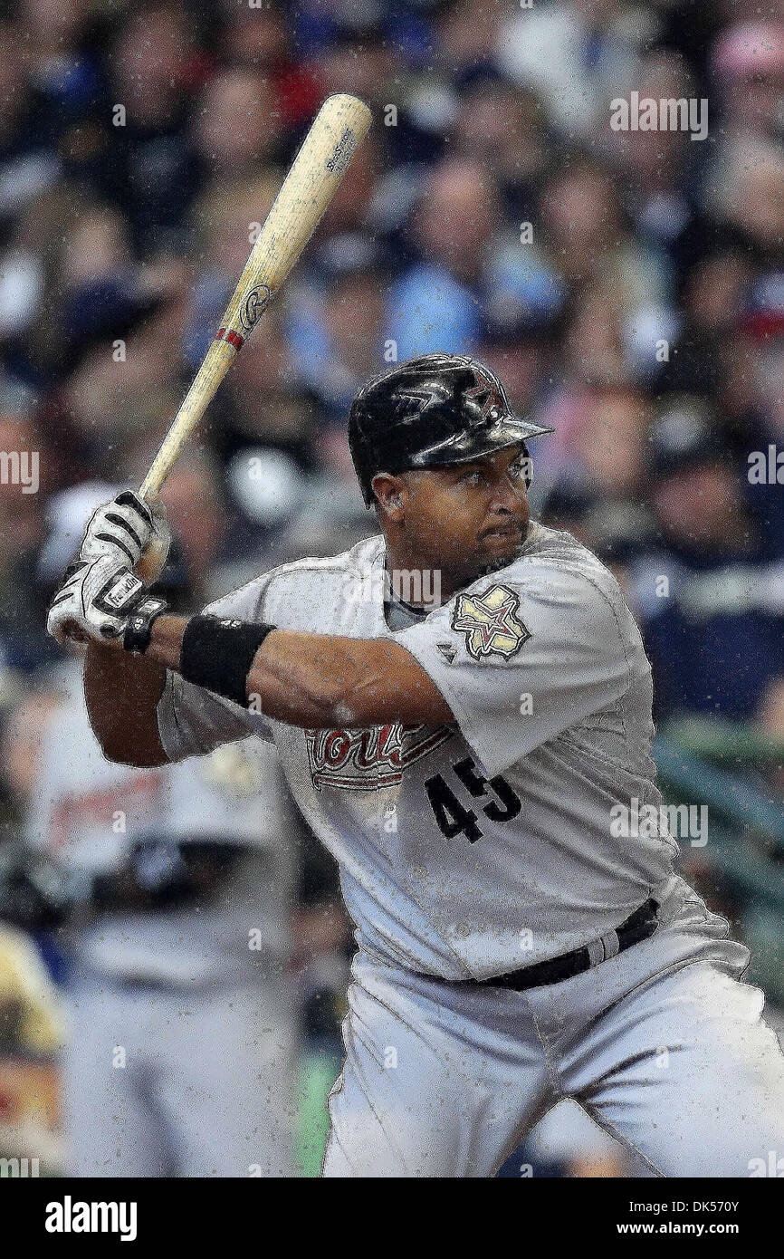 MAY 16 2012: Houston Astros first baseman Carlos Lee #45 stops at