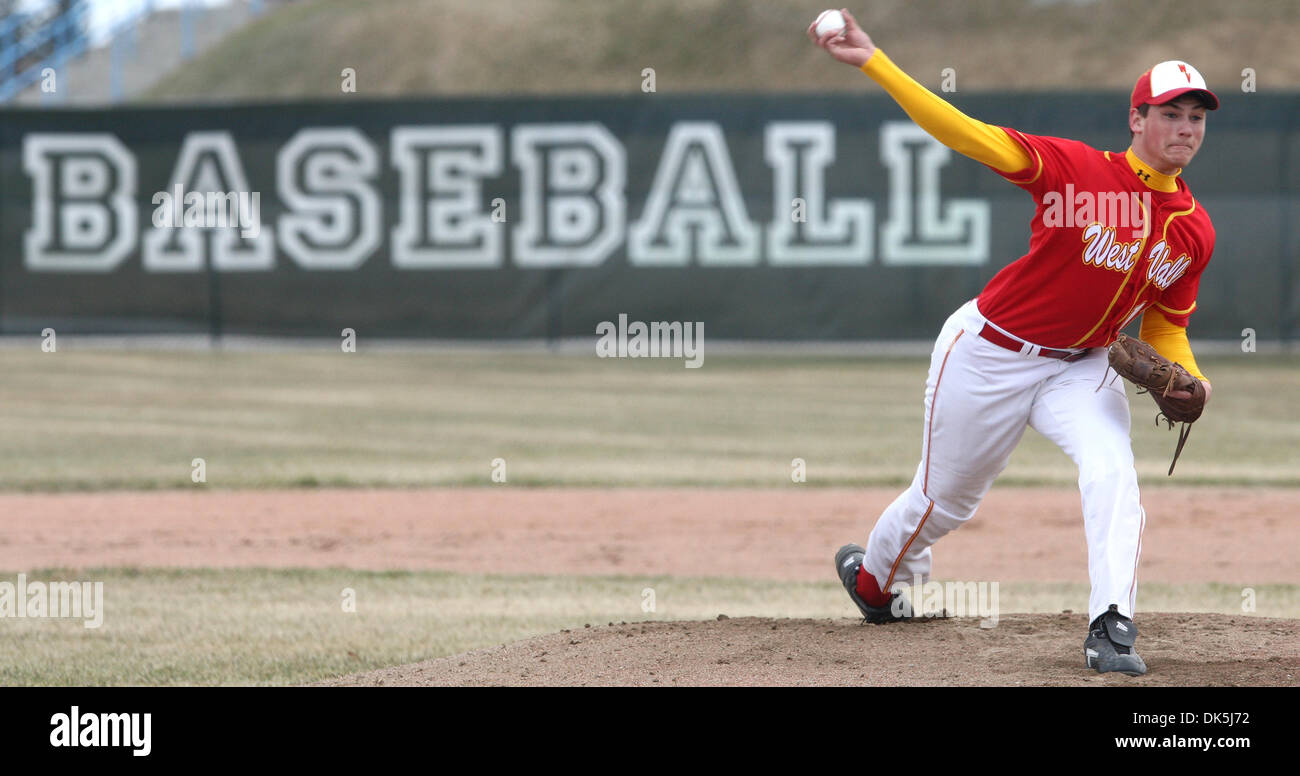 May 6, 2011 - Fairbanks, AK, U.S. - John Wagner/News-Miner.West Valley pitcher Tim Ballard delivers a pitch against Lathrop during Friday evening's, May 6, 2011, game at Marlin Field. (Credit Image: © John Wagner/Fairbanks Daily News-Miner/ZUMAPRESS.com) Stock Photo