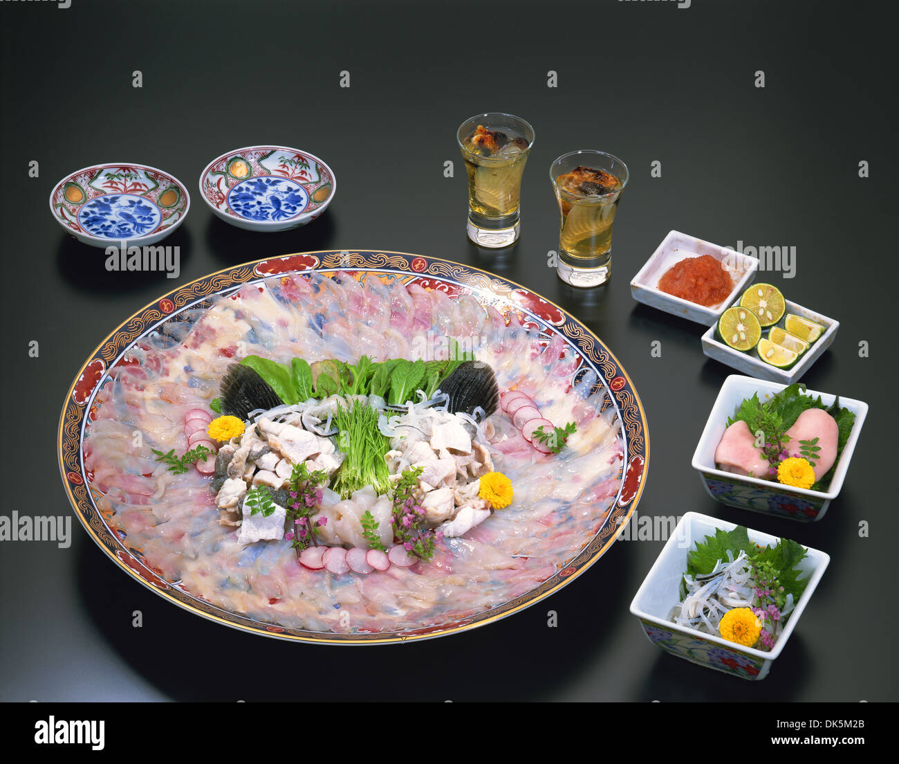 Fugu fish sashimi raw hires stock photography and images Alamy