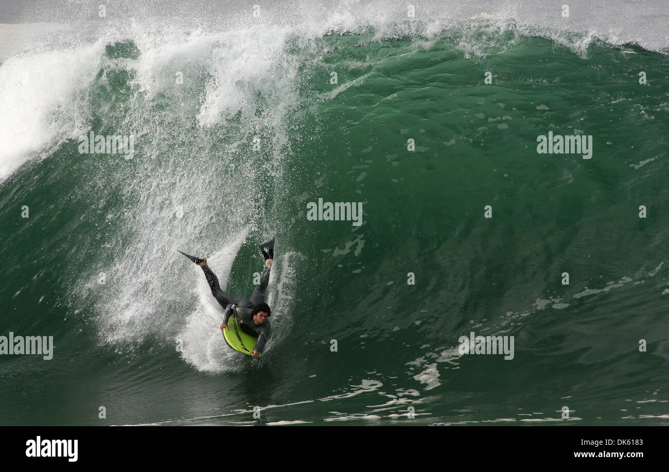 Bodysurfing newport beach hires stock photography and images Alamy