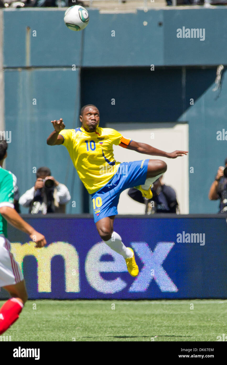 May 28, 2011 - Seattle, Washington, U.S - Ecuador defender Walter Ayovi (10) leaps for the ball in a match against Mexico at Qwest Field in Seattle, Washington. The game ended in a 1-1 tie. (Credit Image: © Chris Hunt/Southcreek Global/ZUMApress.com) Stock Photo