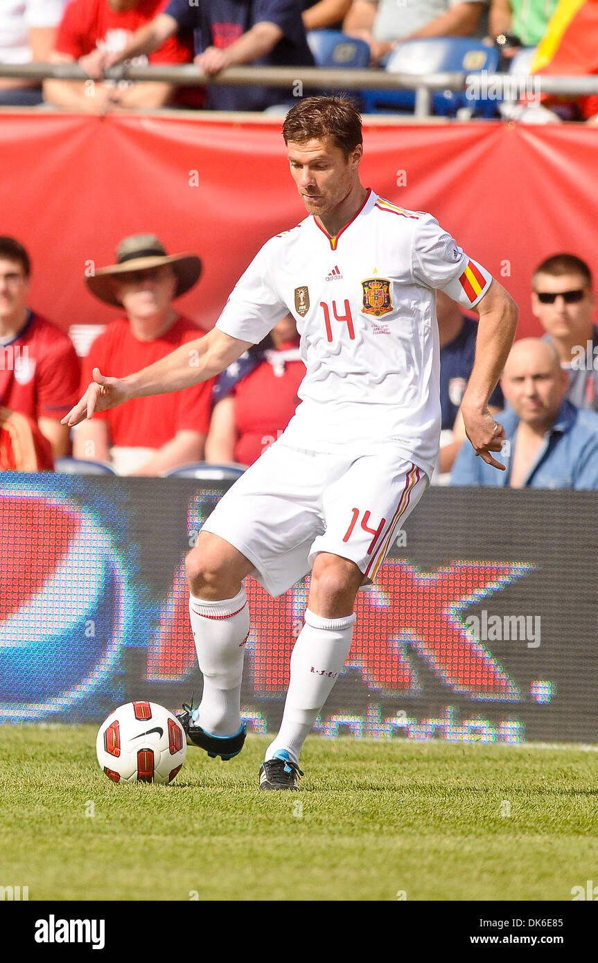 June 4, 2011 - Foxborough, Massachusetts, U.S - Spain midfielder Xabi Alonso (14) passes the ball in the first half. Spain defeats the United States in the international friendly 4 - 0 at Gillette Stadium. (Credit Image: © Geoff Bolte/Southcreek Global/ZUMAPRESS.com) Stock Photo
