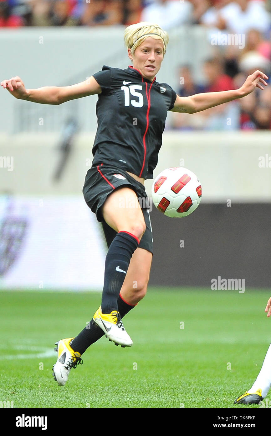June 5 11 Harrison New Jersey U S Us Women S National Soccer Team Midfielder Rapinoe Megan 15 In International Friendly Soccer Action At Red Bull Stadium In Harrison New Jersey Mexico June 5 11 Harrison New Jersey U S Us Women S National Soccer Team Midfielder Rapinoe Megan 15 In International Friendly Soccer Action At Red Bull Stadium In Harrison New Jersey Mexico