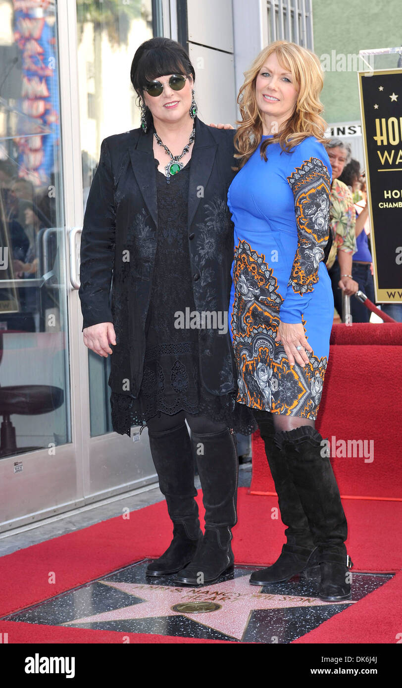 Ann Wilson Nancy Wilson (right) at presentation to rock band 'Heart' a