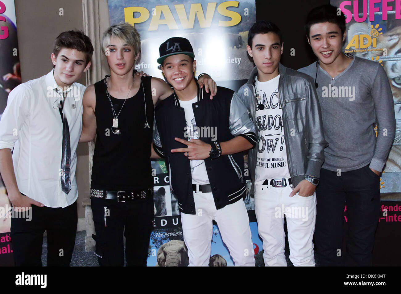 Cole Alan Pendery Dalton Rapattoni William Jay Gabriel Morales and Dana  Vaughns from IM5 Circus PAWS event at Avalon Theatre Stock Photo - Alamy