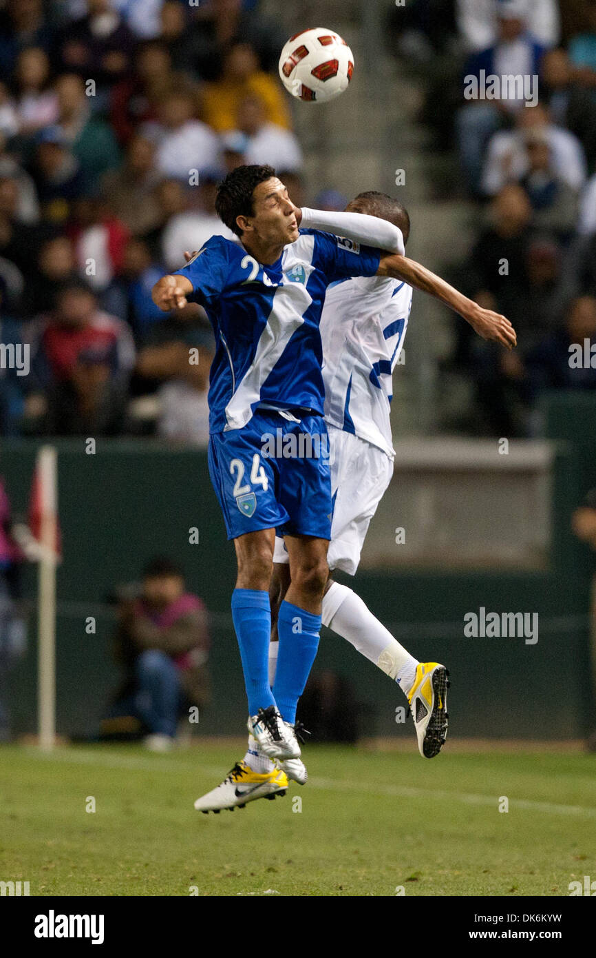 June 6, 2011 - Carson, California, U.S - Guatemala midfielder Jonathan Lopez #24 (front) and Honduras Brayan Beckeles defender #24 (back) fight for a header during the 2011 CONCACAF Gold Cup group B game between Honduras and Guatemala at the Home Depot Center. (Credit Image: © Brandon Parry/Southcreek Global/ZUMAPRESS.com) Stock Photo
